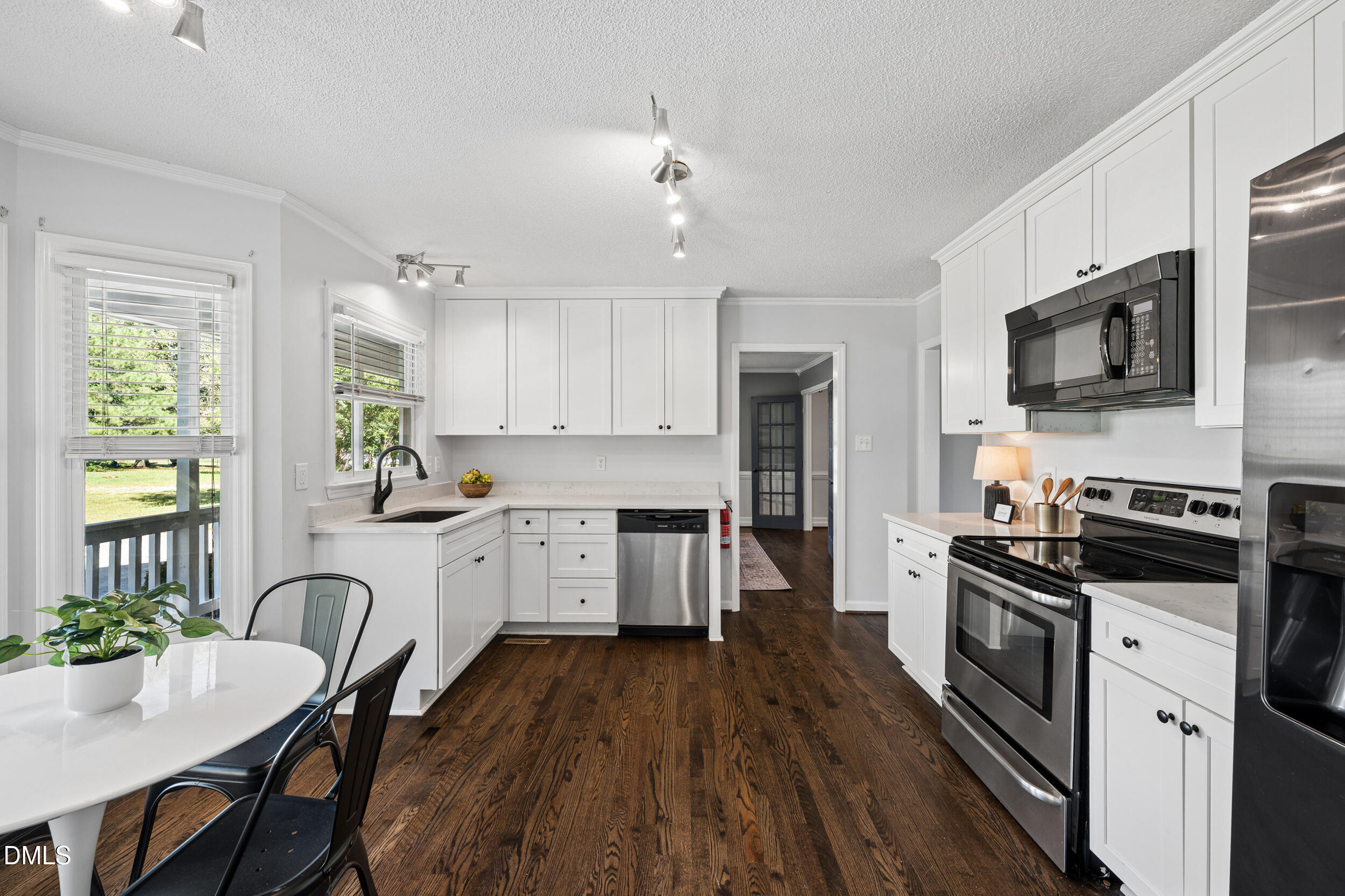 3008 Red Circle Property Photo 19