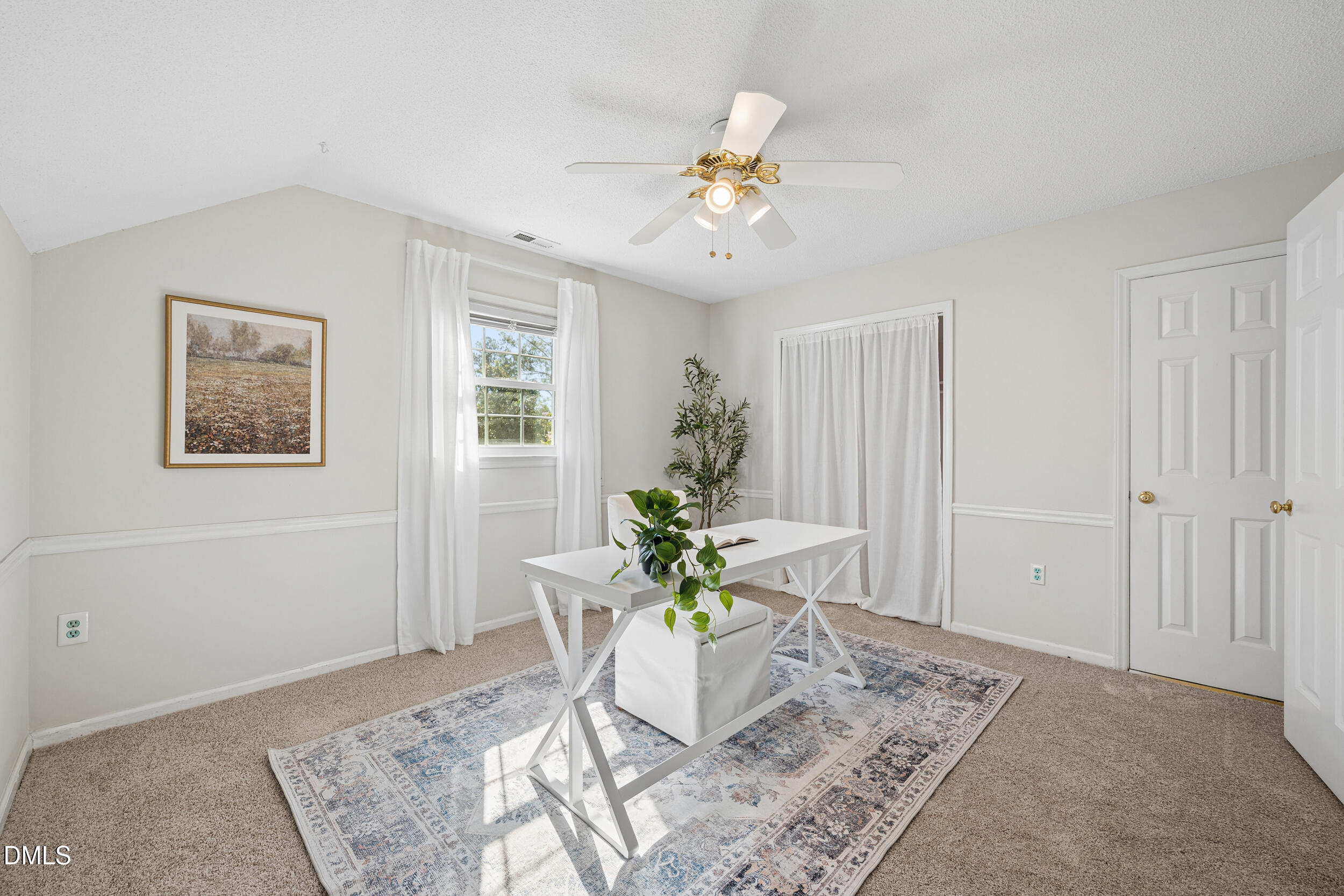 3008 Red Circle Property Photo 23