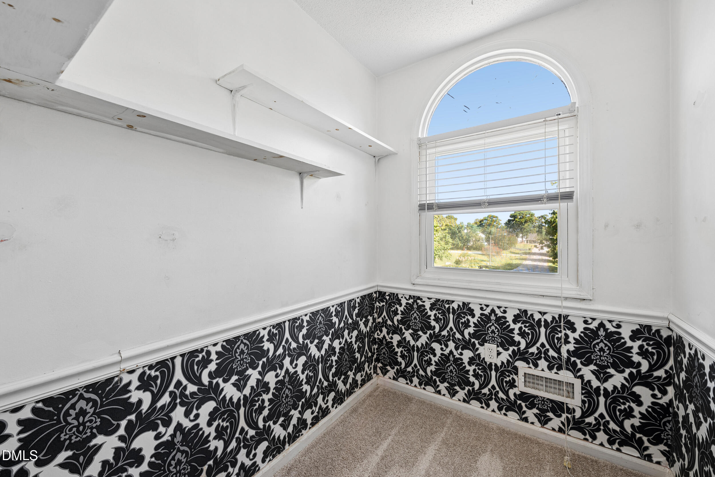 3008 Red Circle Property Photo 24