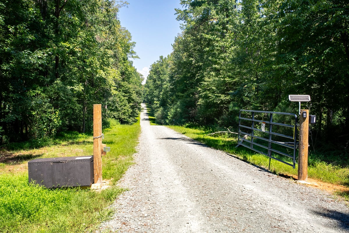 873 Six Mile Road Property Photo 4