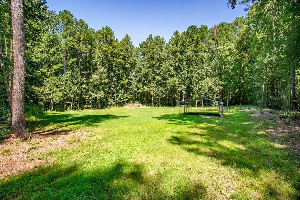 873 Six Mile Road Property Photo 8