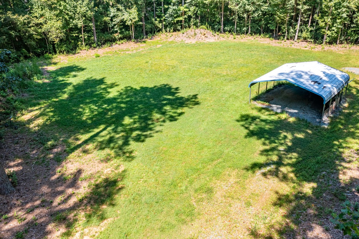 873 Six Mile Road Property Photo 11
