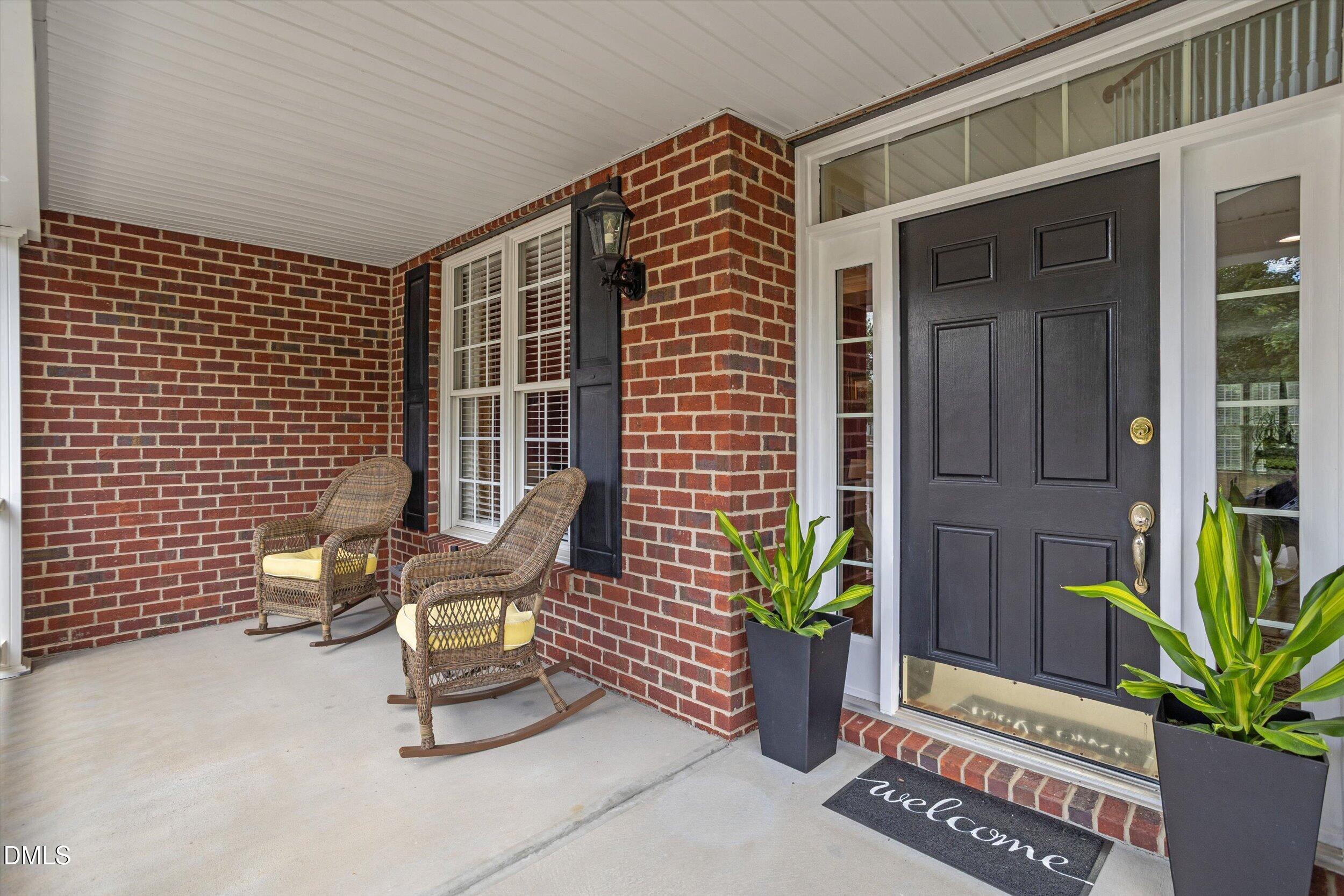 9408 Misty Creek Lane Property Photo 4