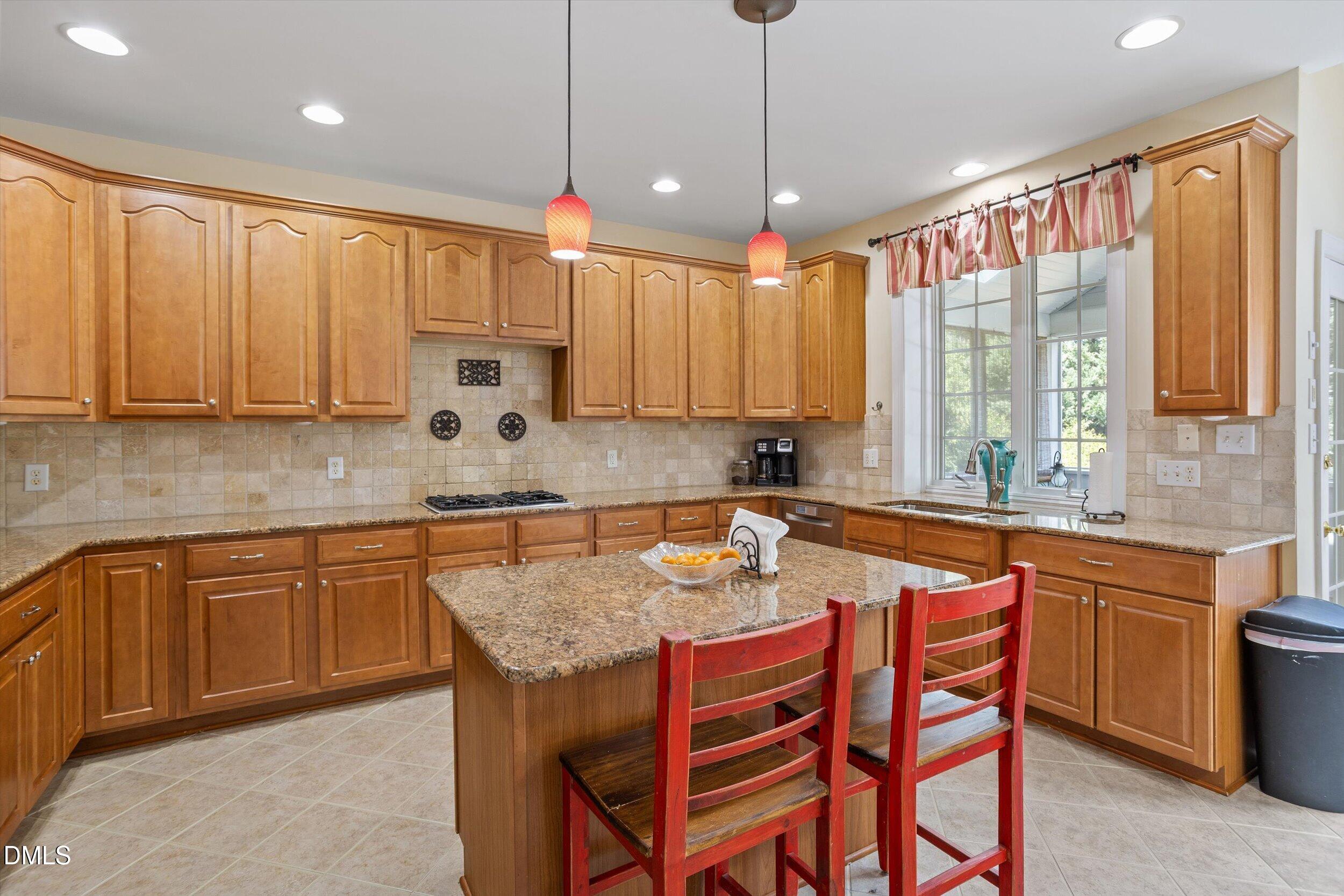 9408 Misty Creek Lane Property Photo 17