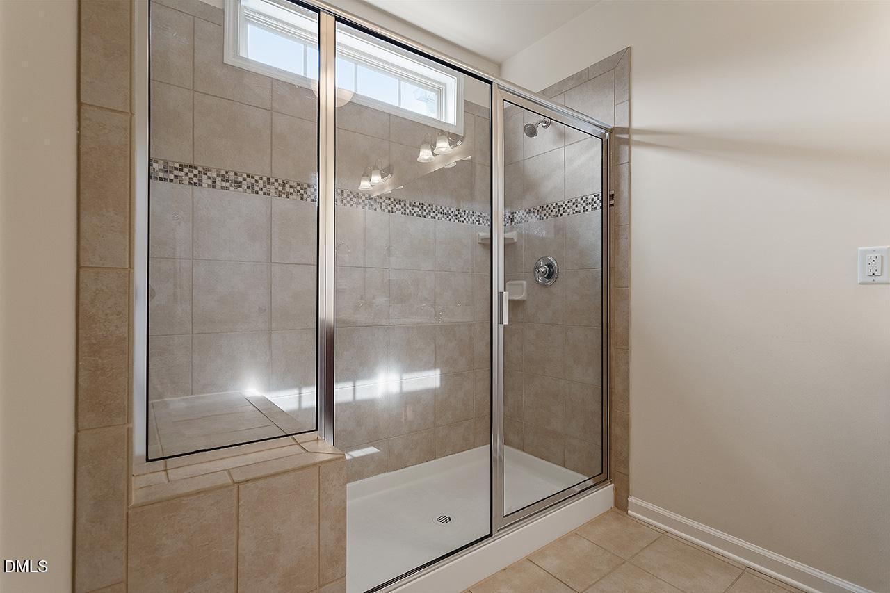 531 Whitworth Lane Property Photo 12