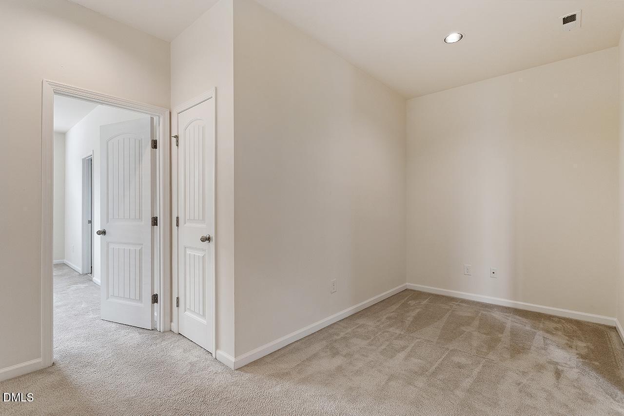 531 Whitworth Lane Property Photo 14