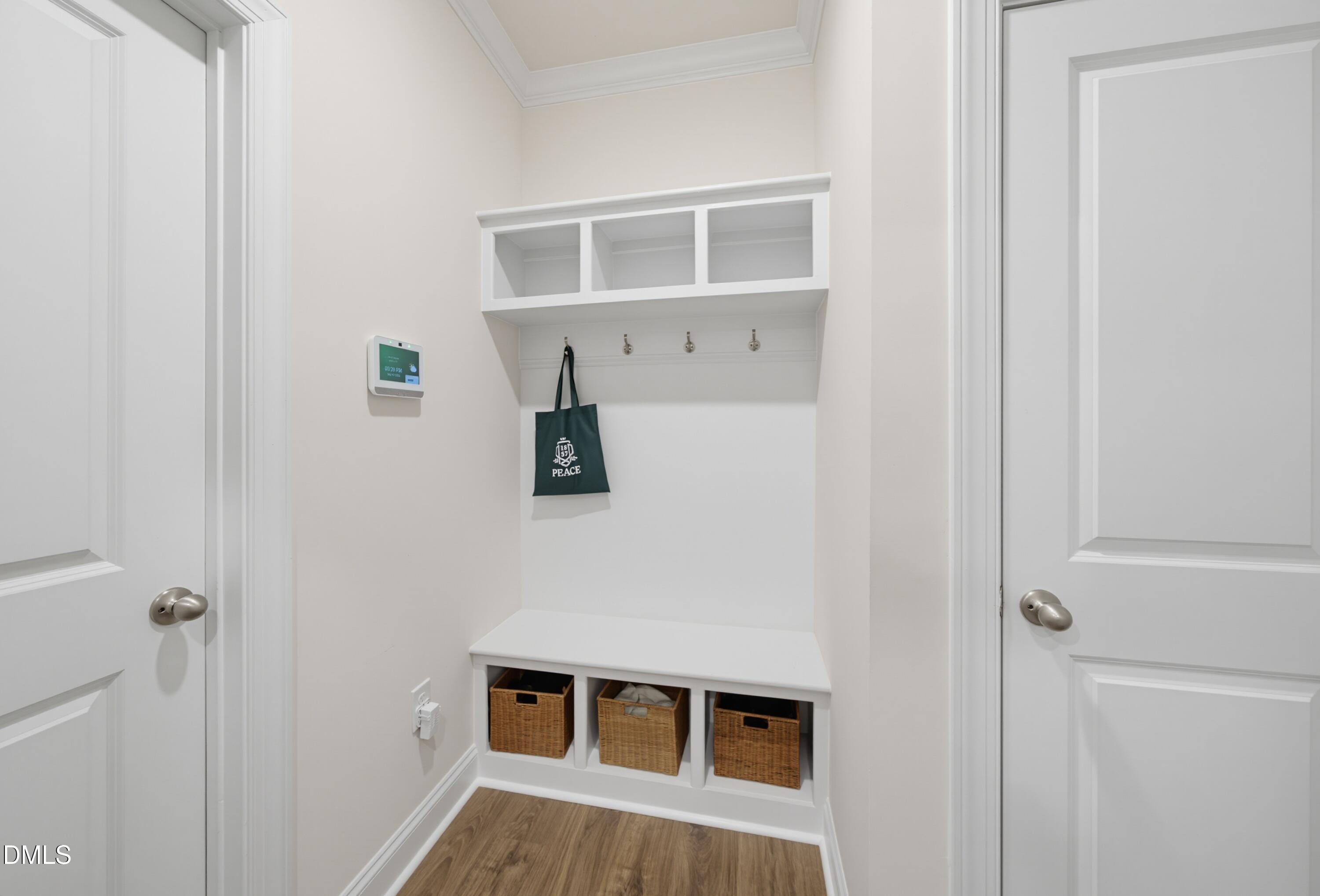 722 Andrade Drive Property Photo 3