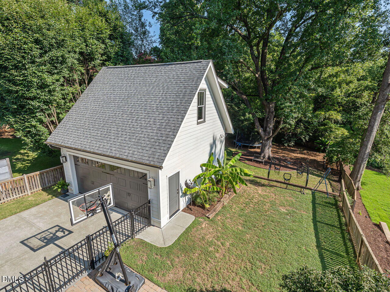 1712 Bickett Boulevard Property Photo 33