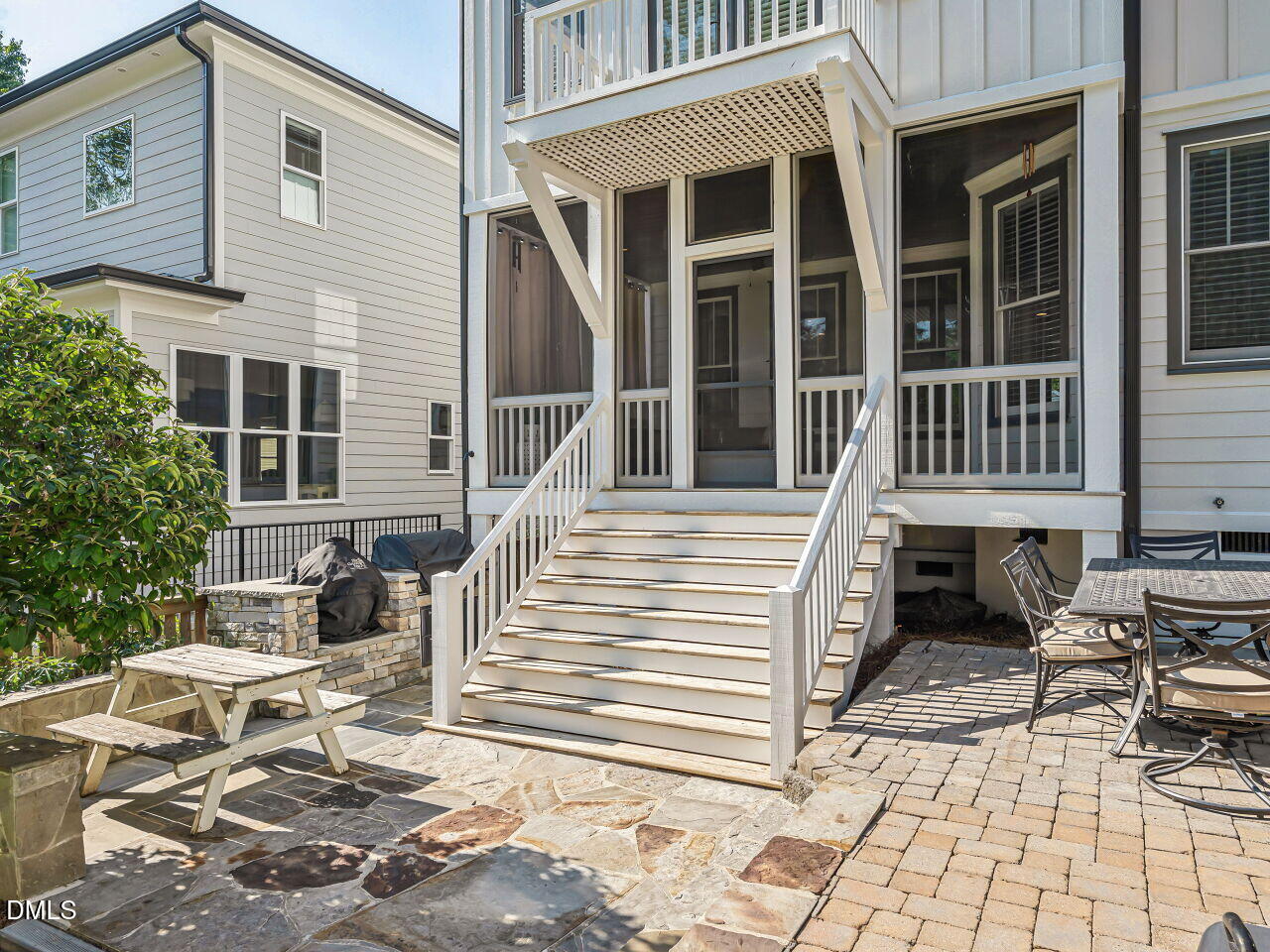 1712 Bickett Boulevard Property Photo 36