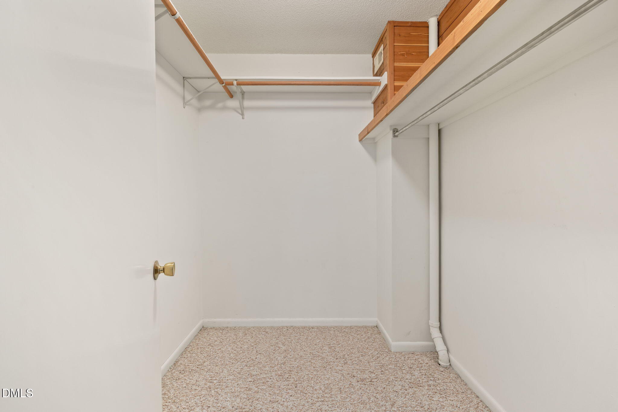 706 Constitution Drive B Property Photo 31