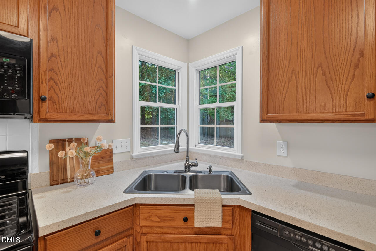 6111 Chesden Drive Property Photo 15