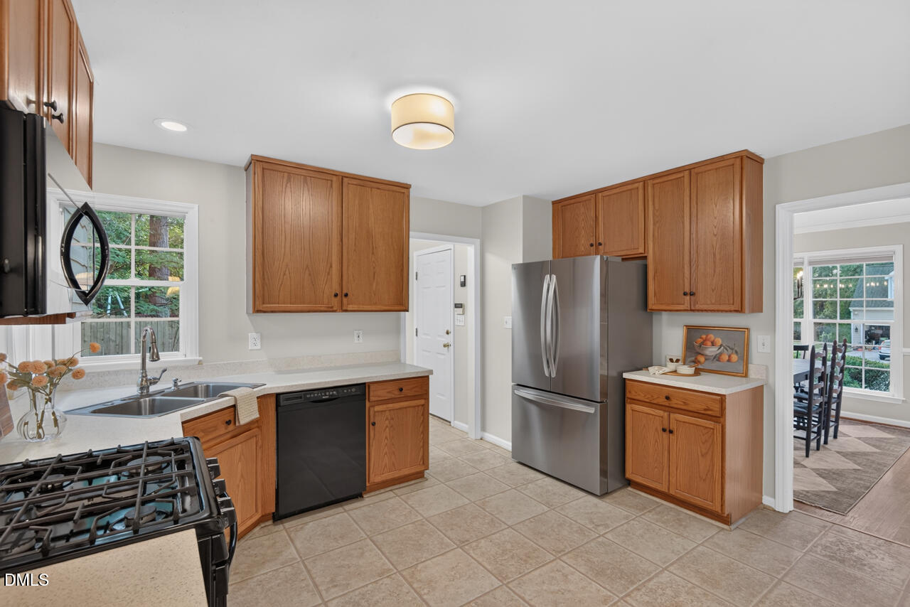6111 Chesden Drive Property Photo 16
