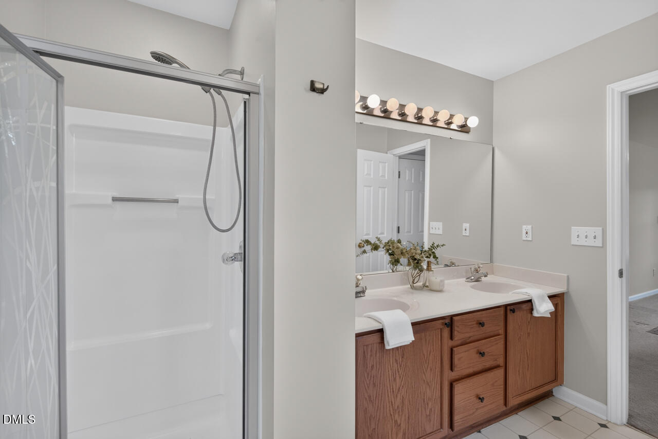 6111 Chesden Drive Property Photo 25
