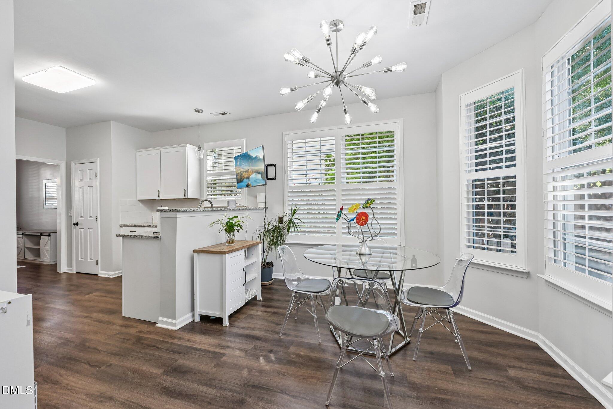 1124 Silky Dogwood Trail Property Photo 11