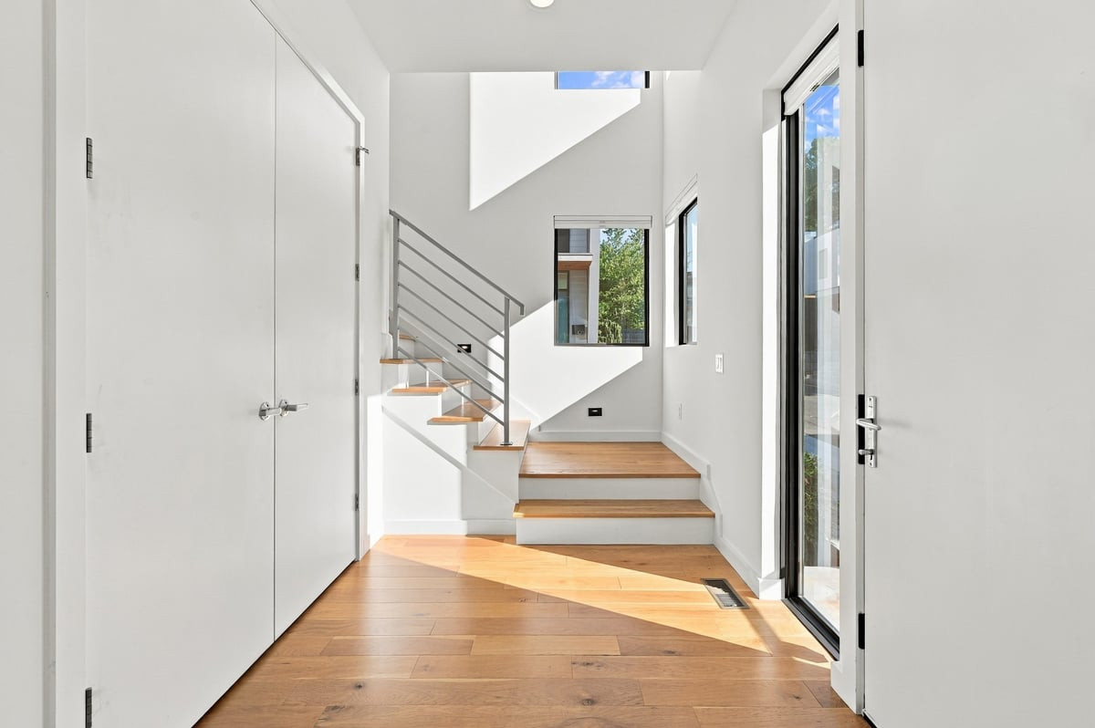 101 Inara Court Property Photo 4