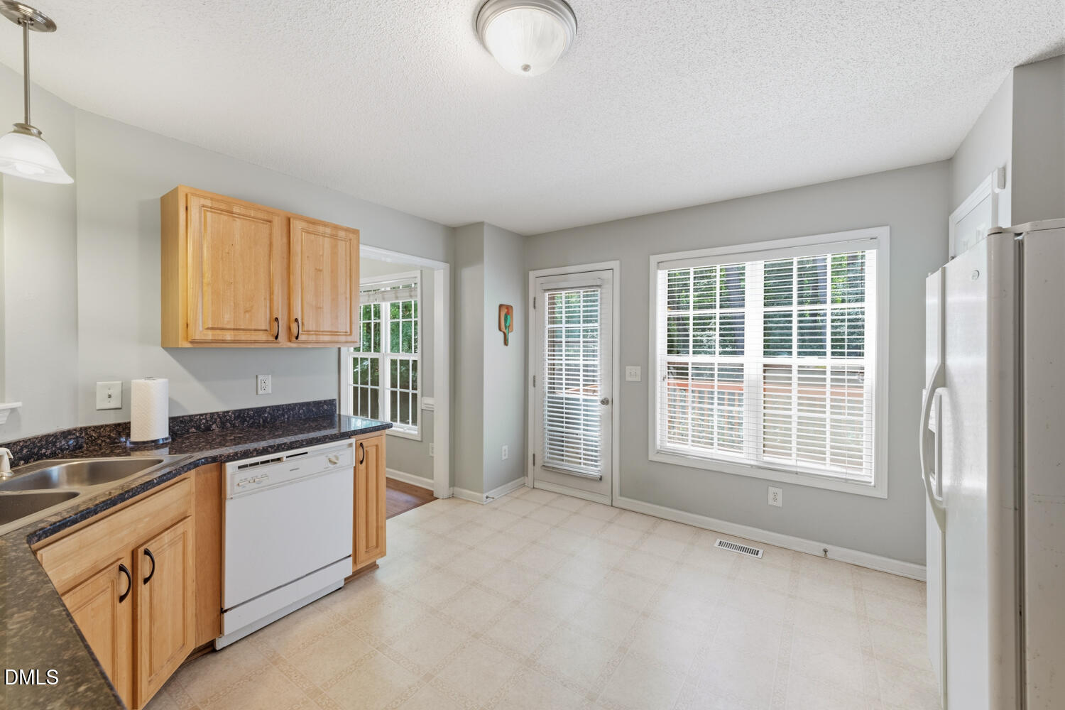1495 Miriam Avenue Property Photo 13
