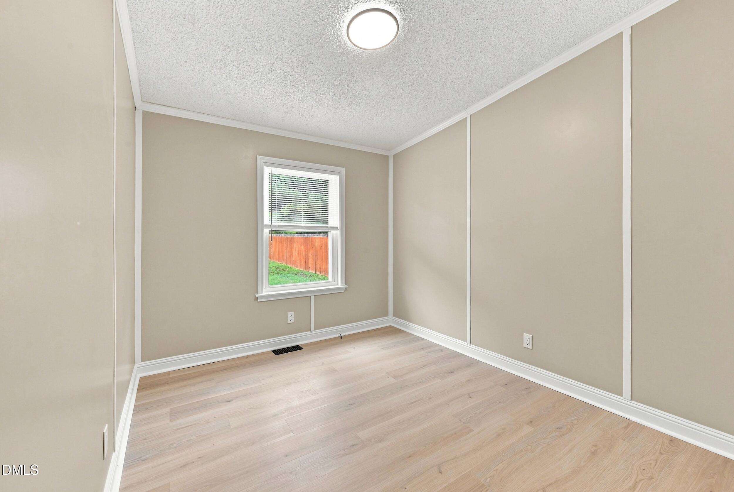 182 Wendover Lane Property Photo 32
