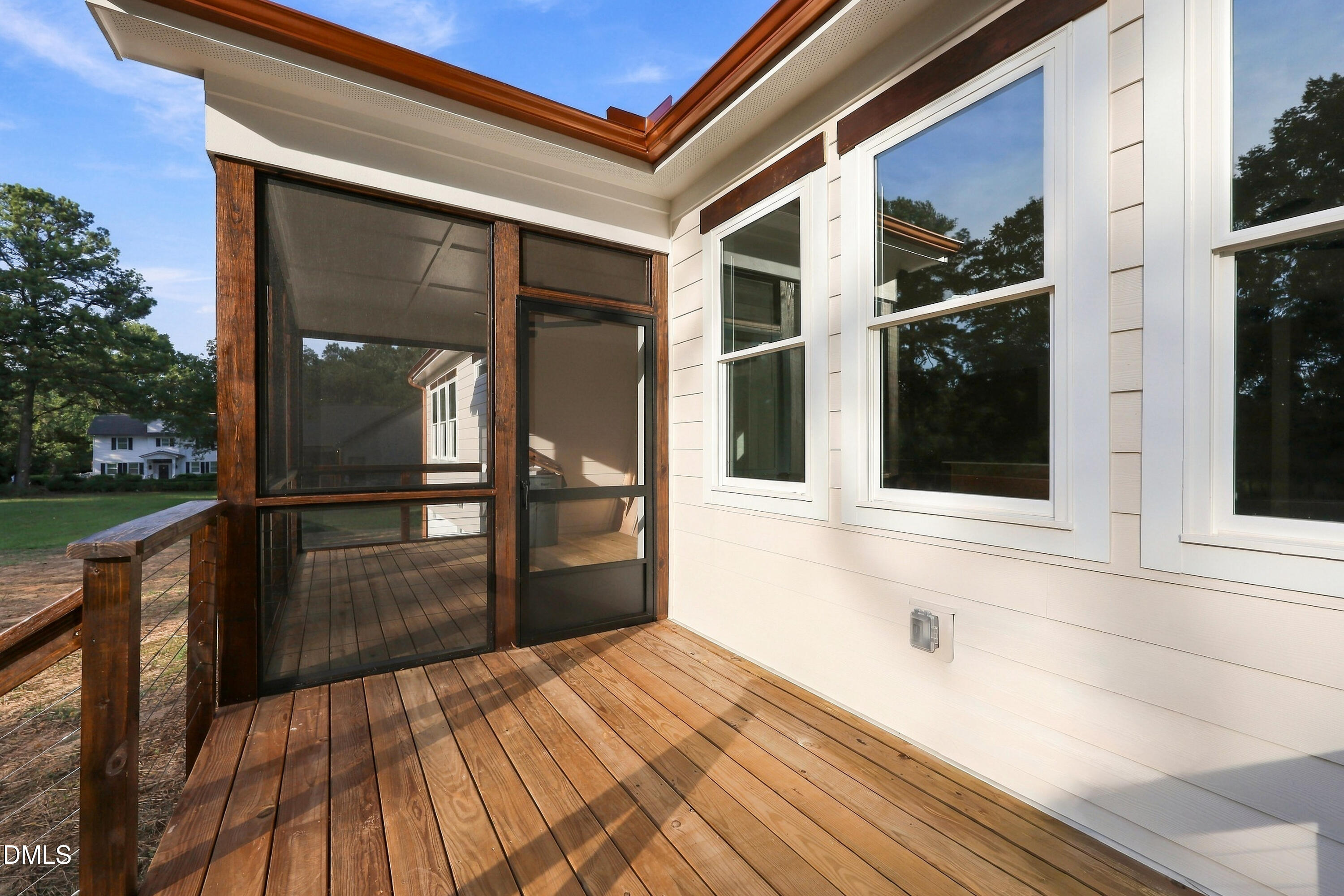 613 Pearces Road Property Photo 34