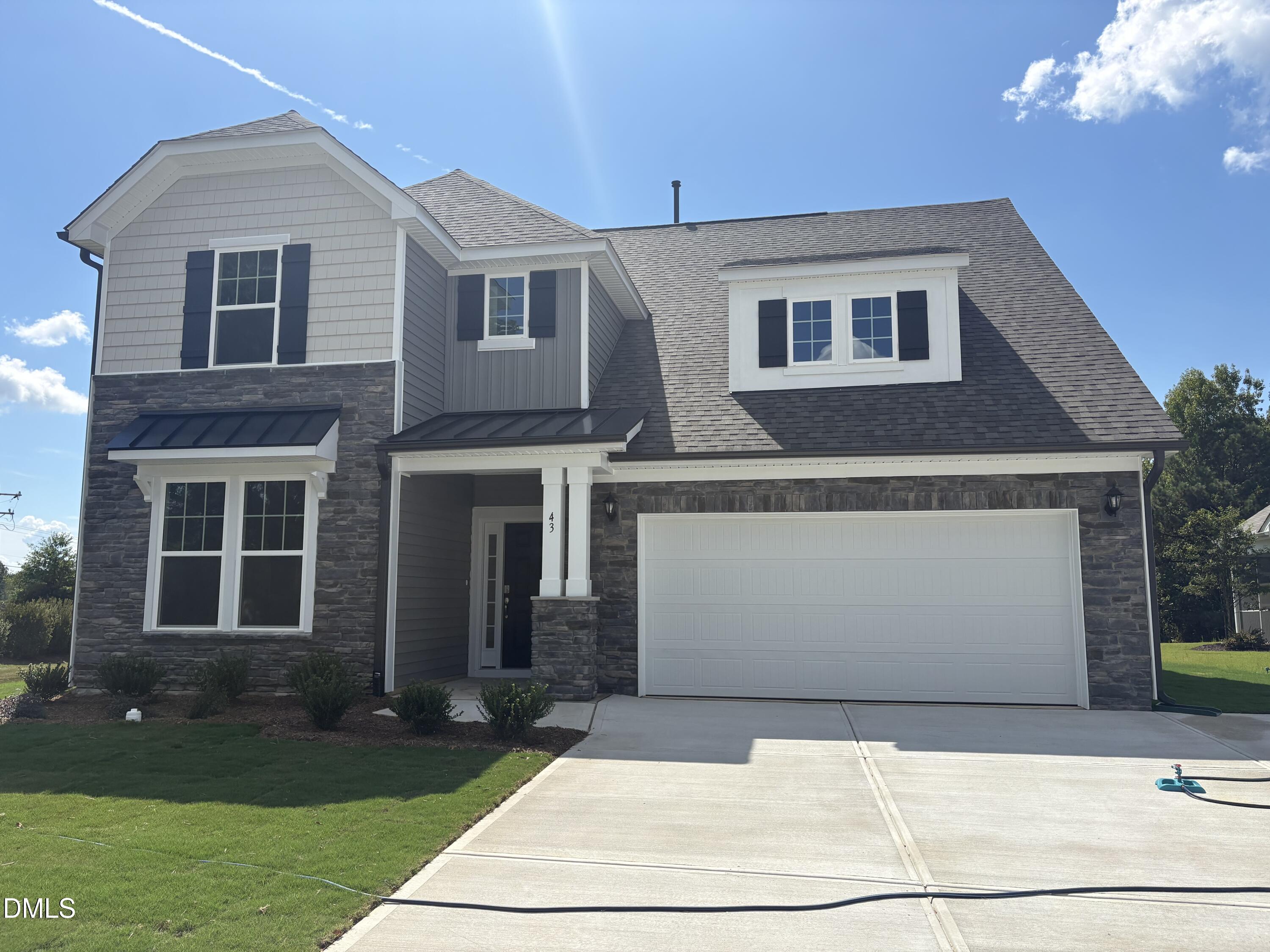 43 Hay Field Drive Property Photo 1