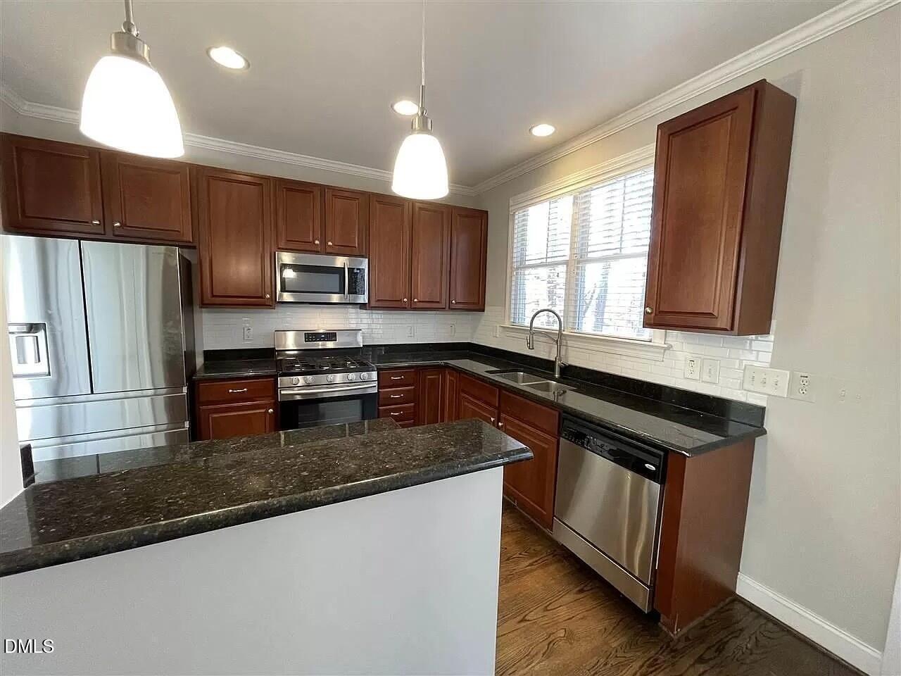 6101 Shandwick Court Property Photo 10