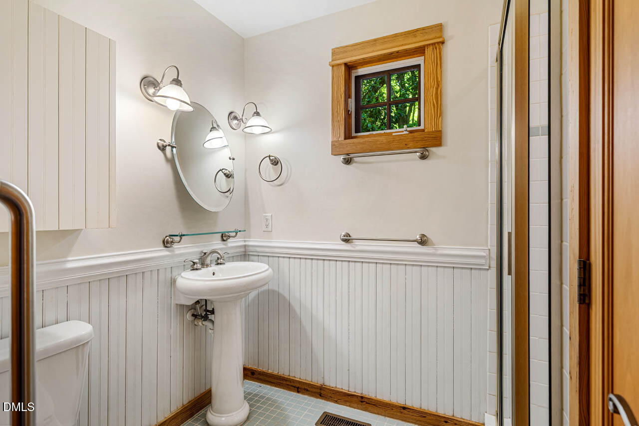 617 Park Place Property Photo 15