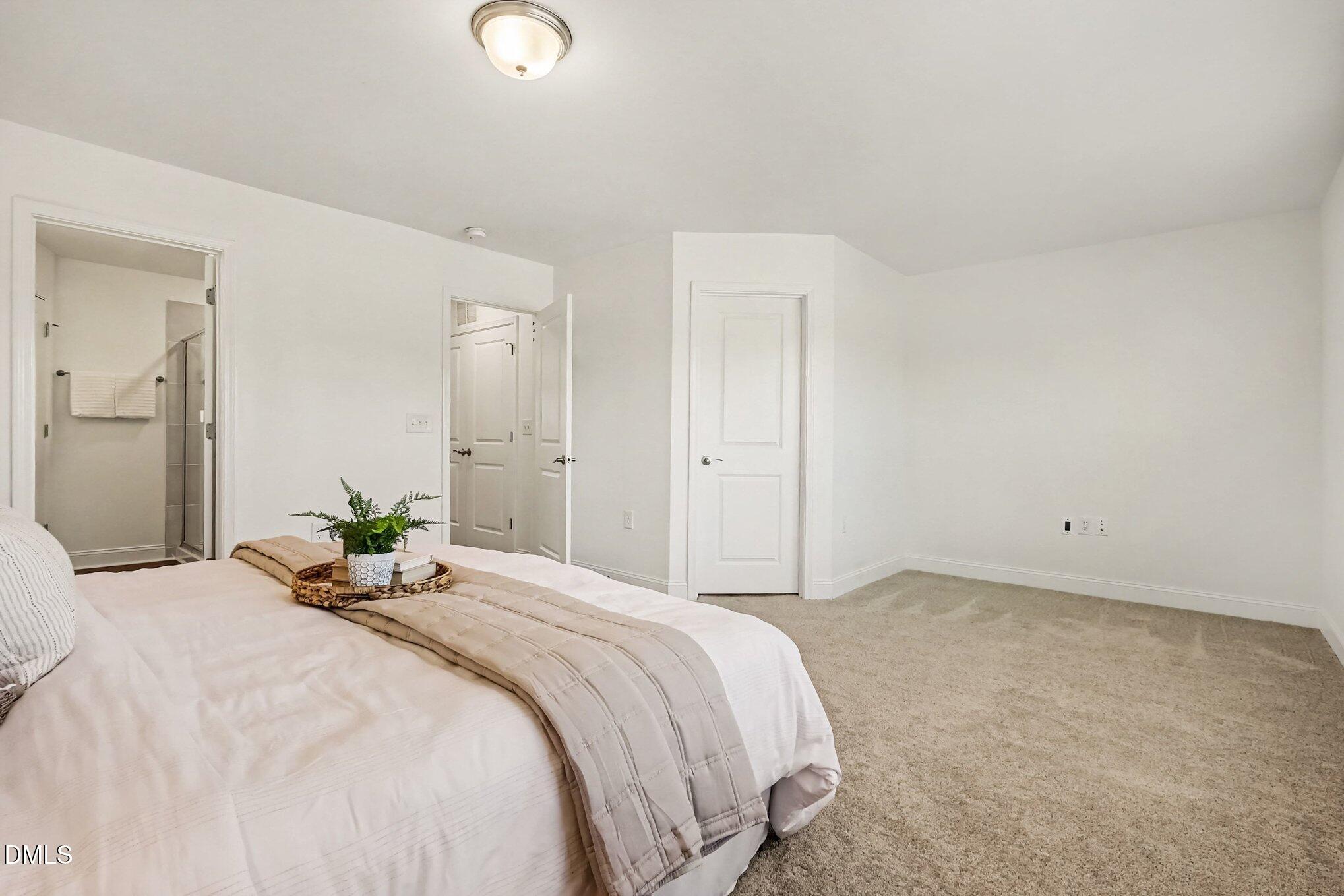 82 Channel Drop Drive Property Photo 12
