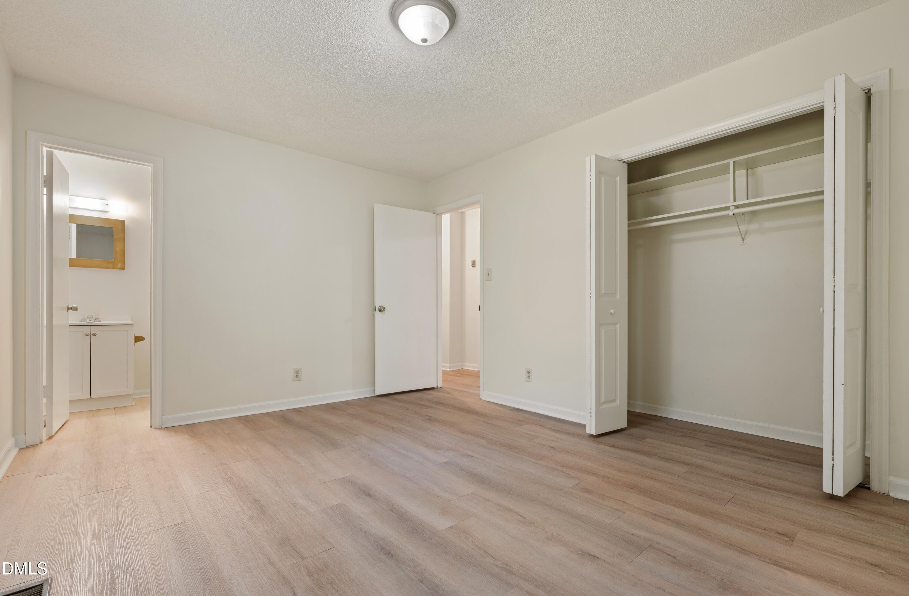 925 Fleming Drive Property Photo 9