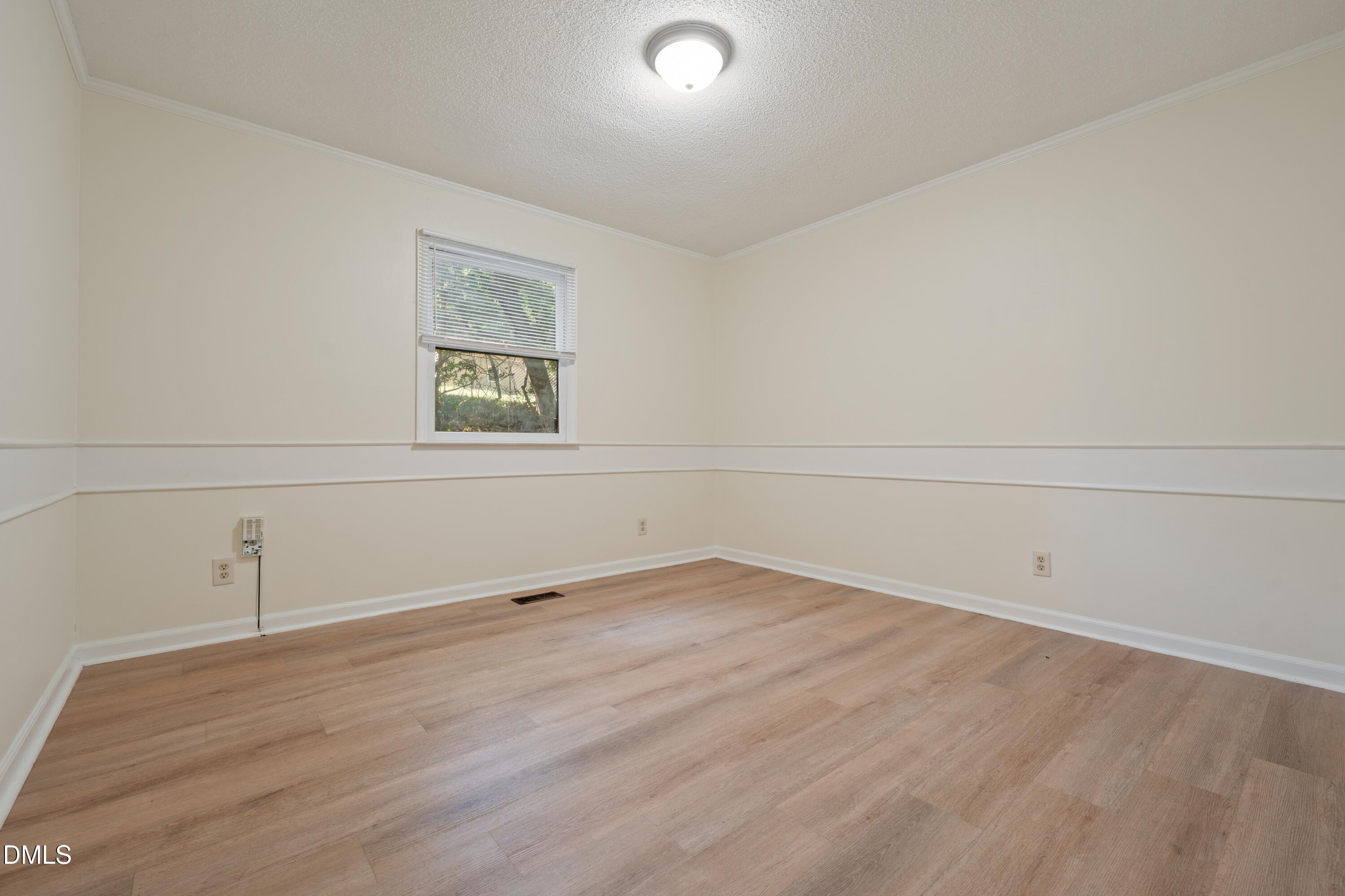 925 Fleming Drive Property Photo 13