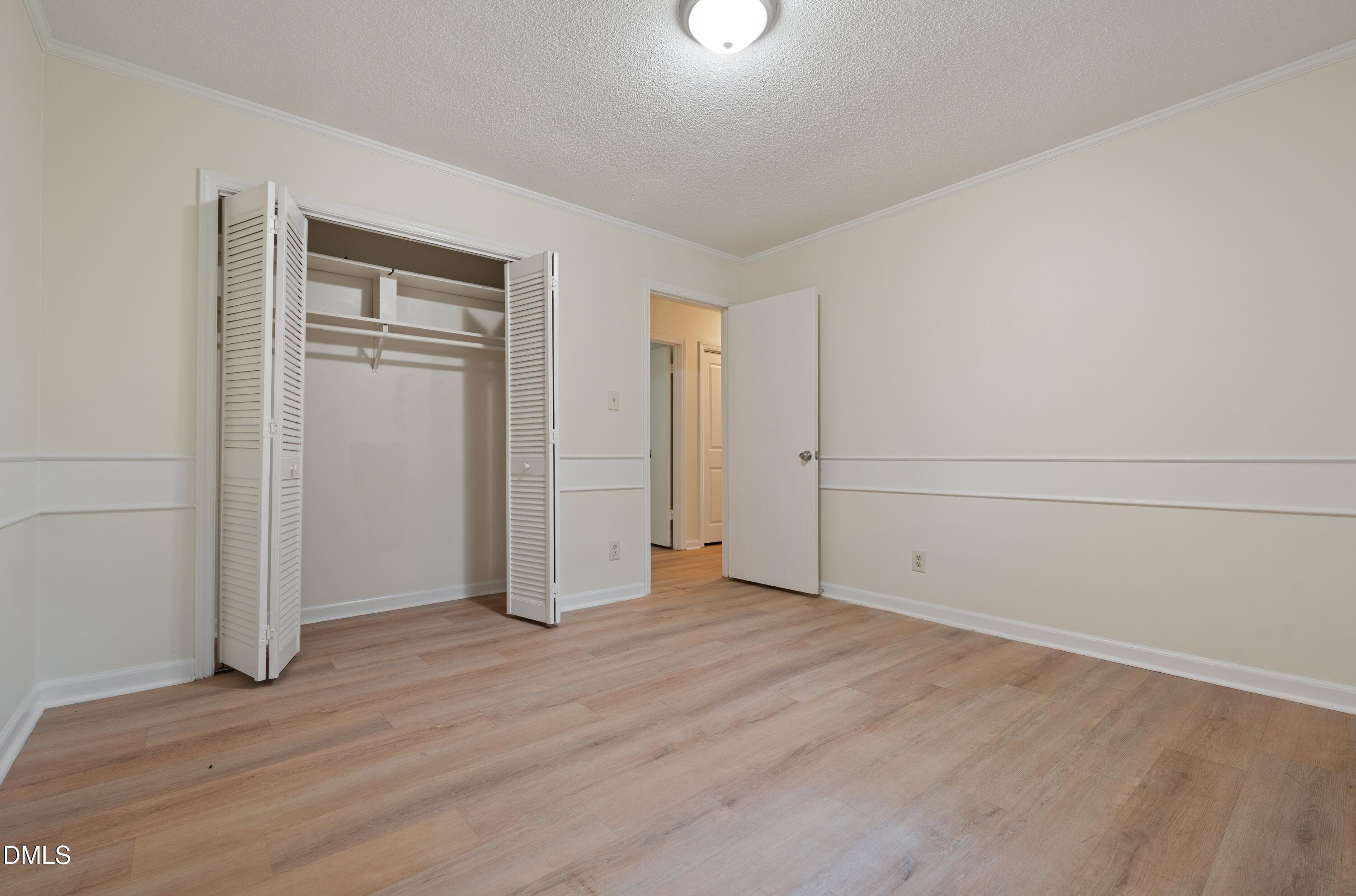 925 Fleming Drive Property Photo 14