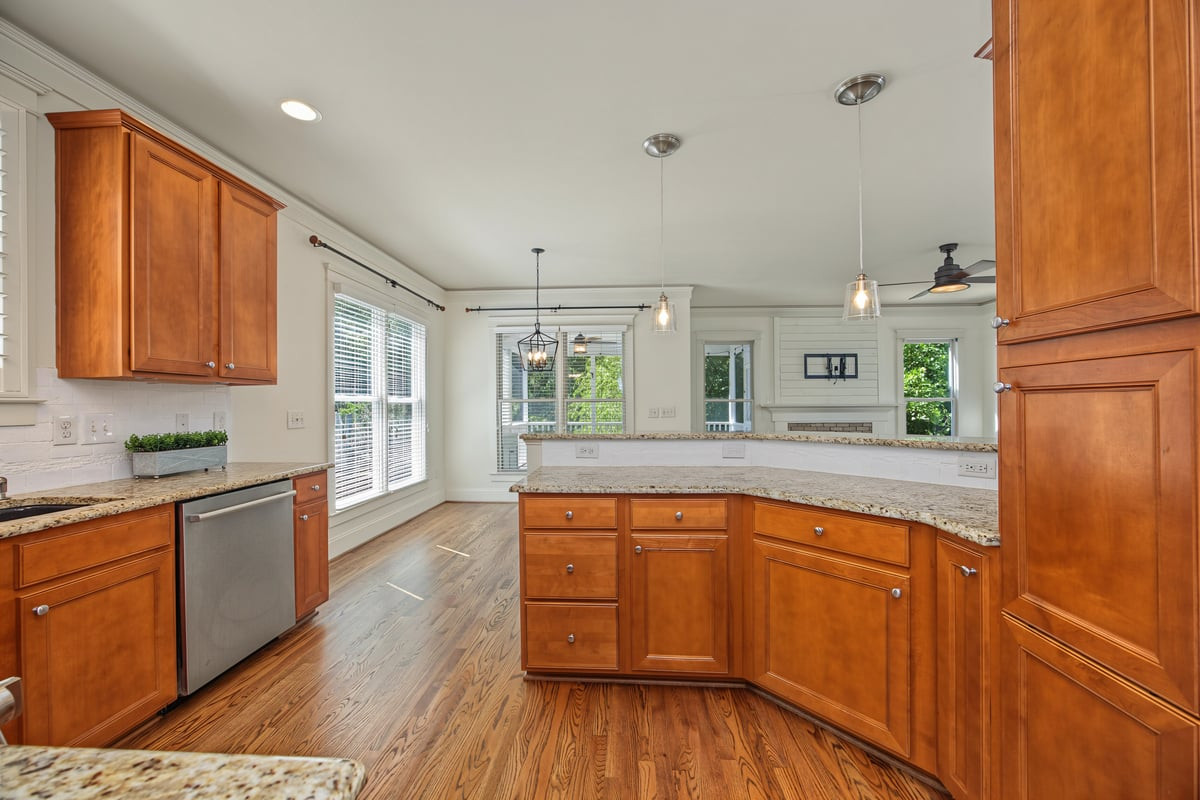 440 Edgepine Drive Property Photo 12