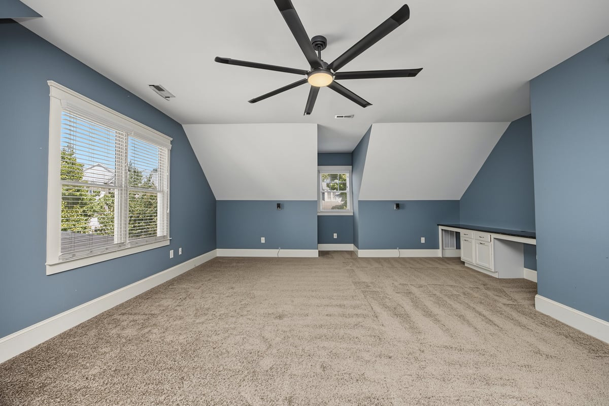 440 Edgepine Drive Property Photo 25