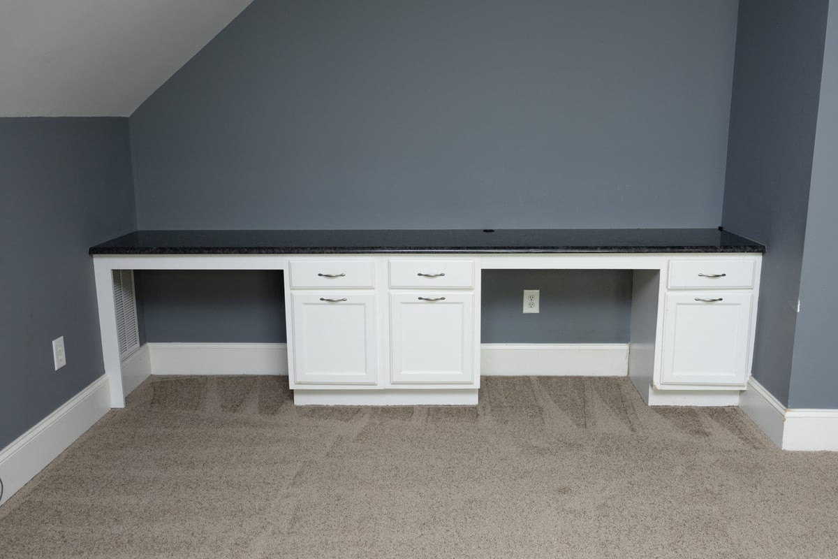 440 Edgepine Drive Property Photo 28