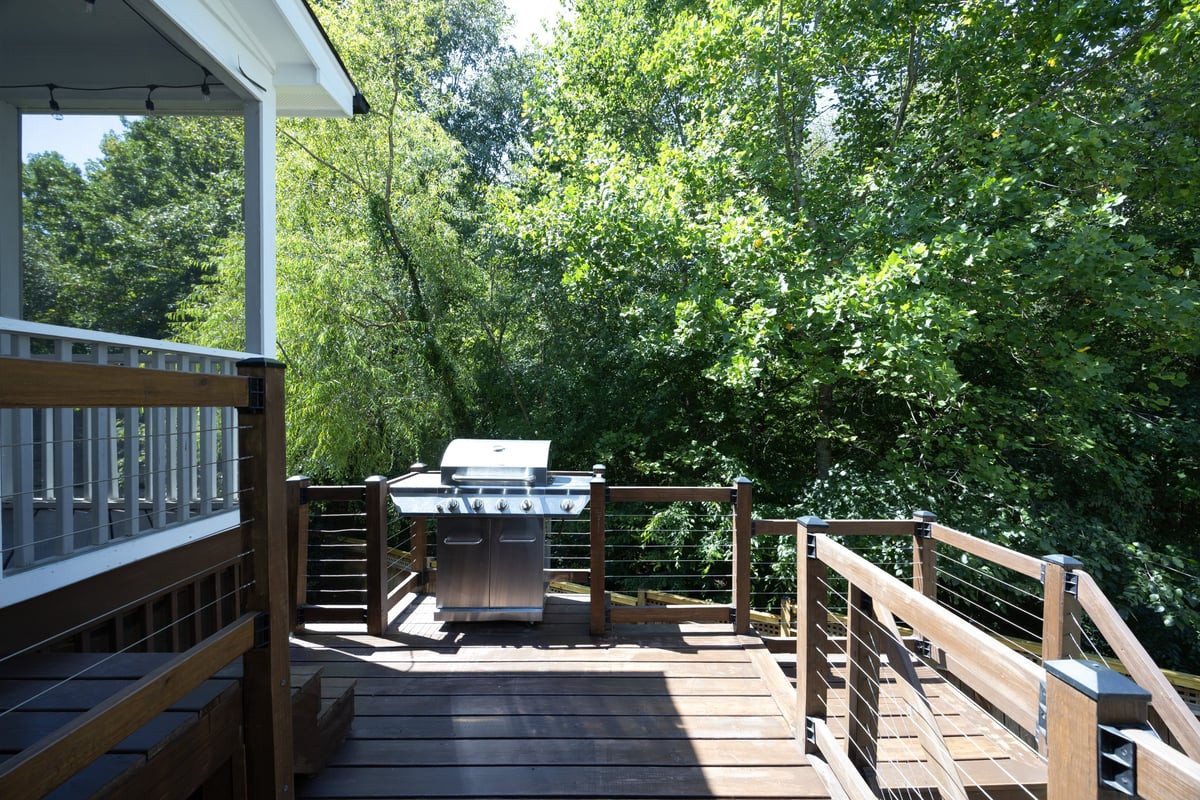 440 Edgepine Drive Property Photo 34