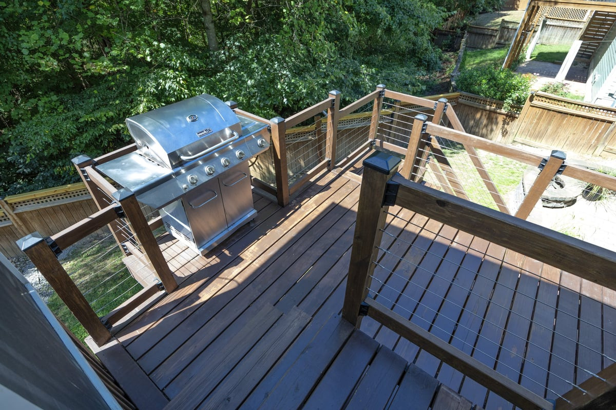 440 Edgepine Drive Property Photo 35