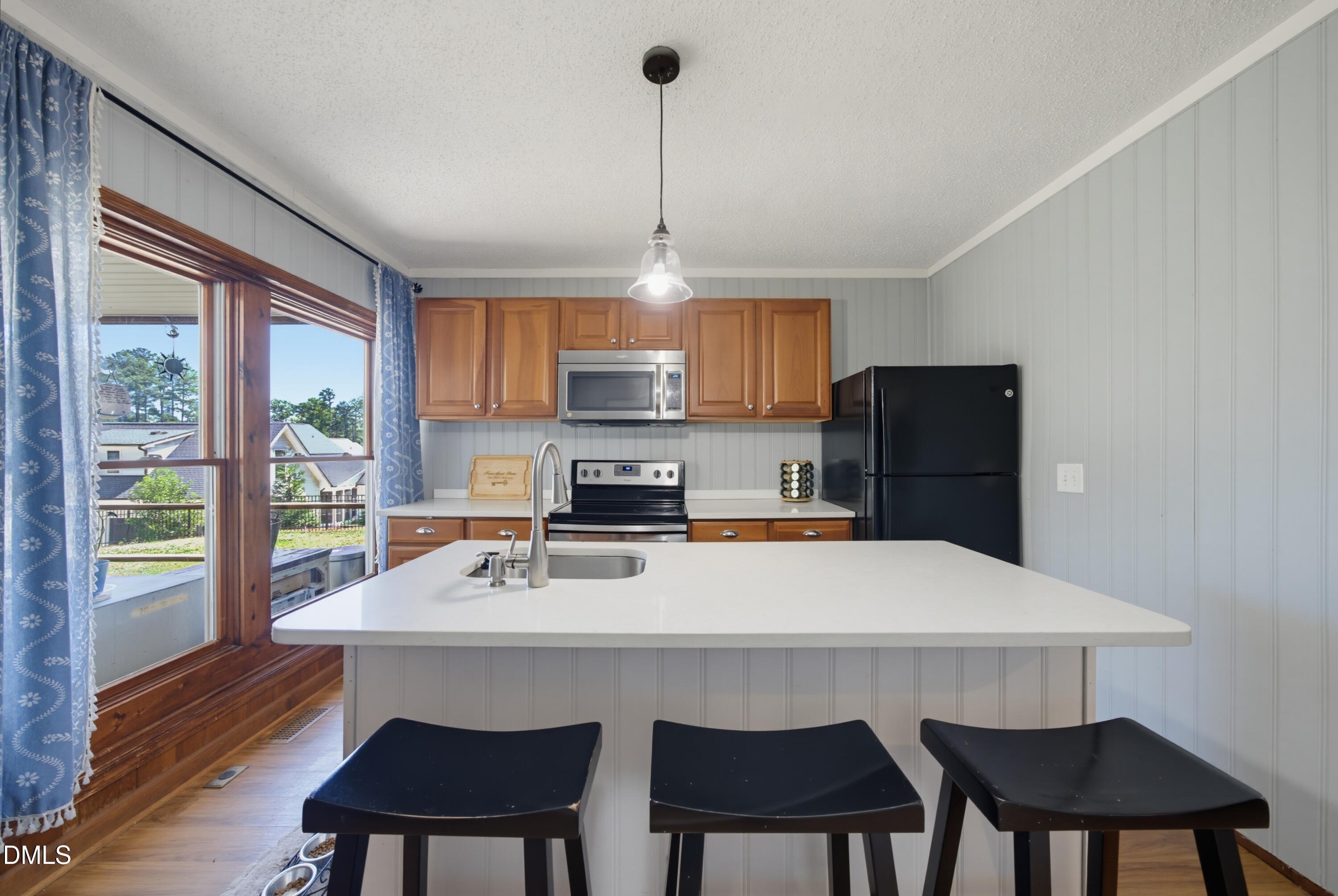 703 Hunter Street Property Photo 15