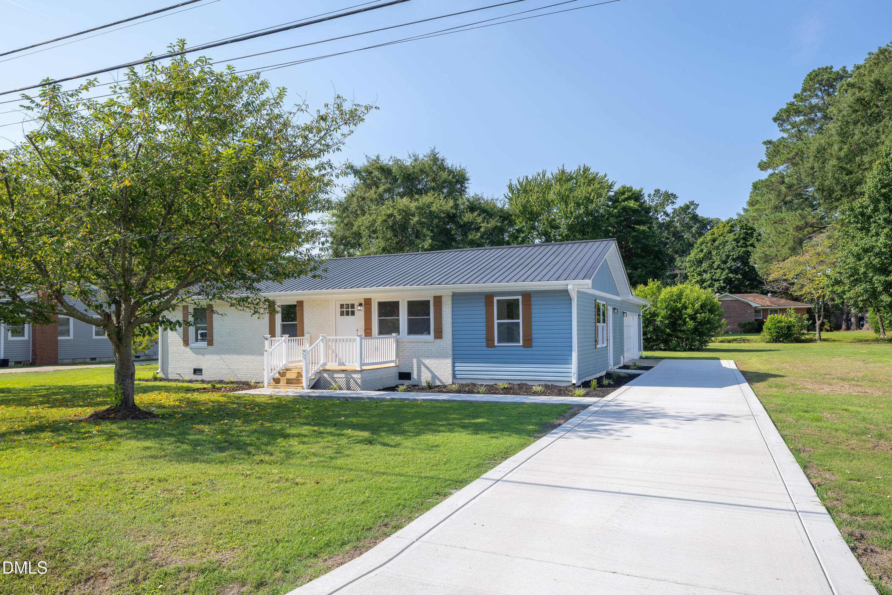 105 Harmon Street Property Photo 1