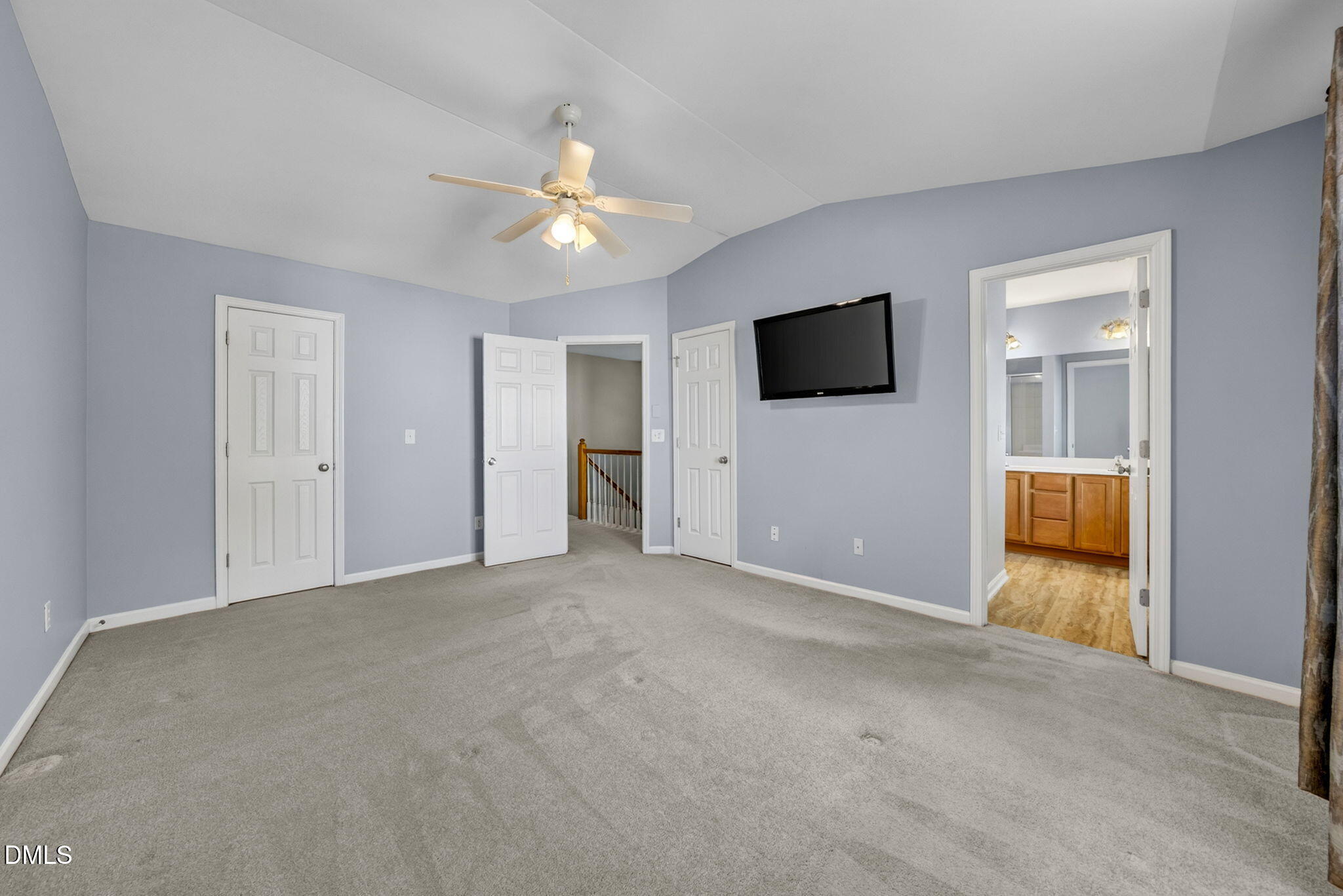 8255 Martello Lane Property Photo 18