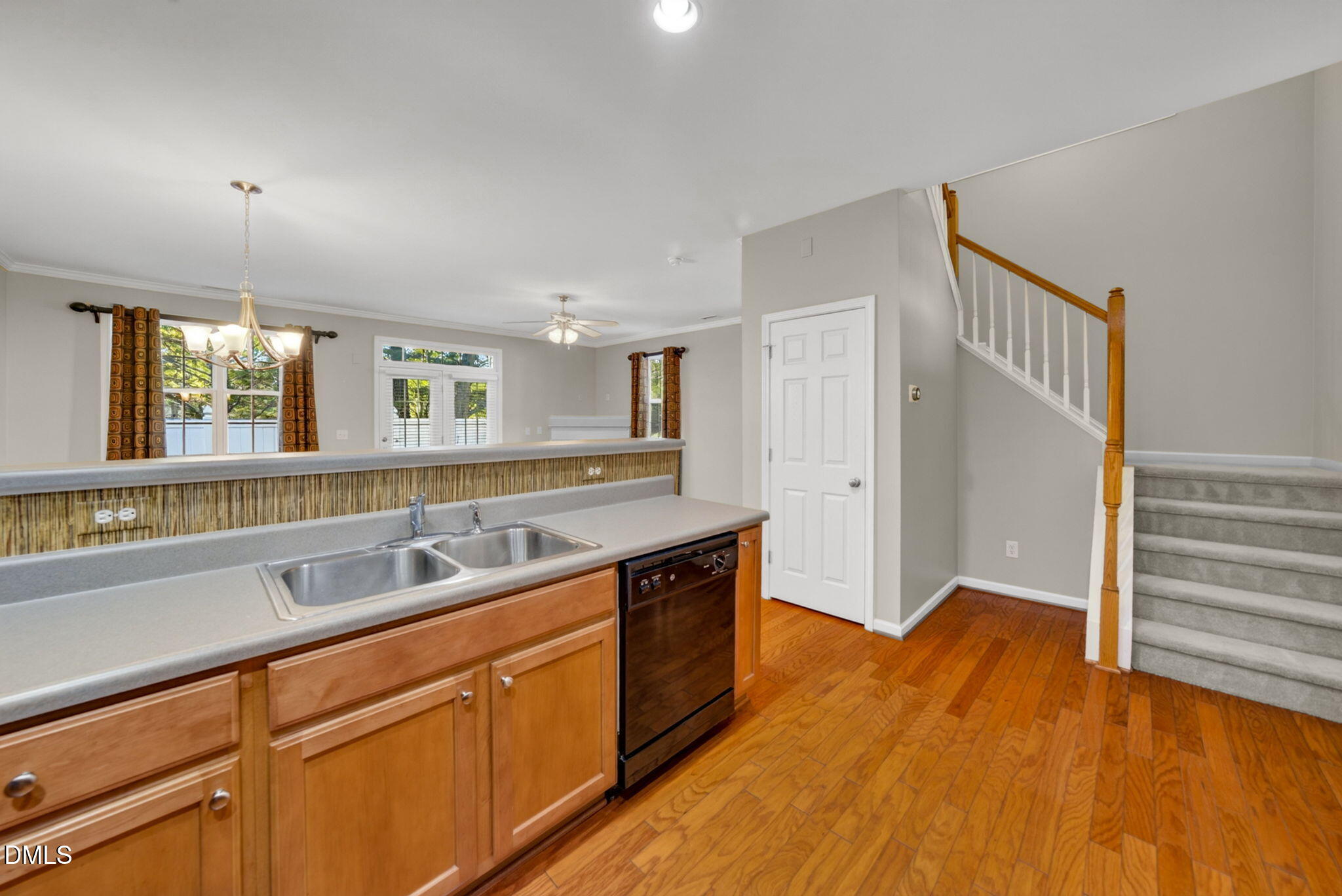 8255 Martello Lane Property Photo 24