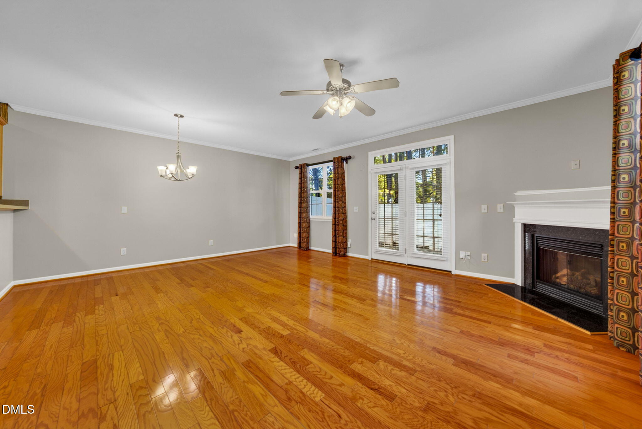 8255 Martello Lane Property Photo 29