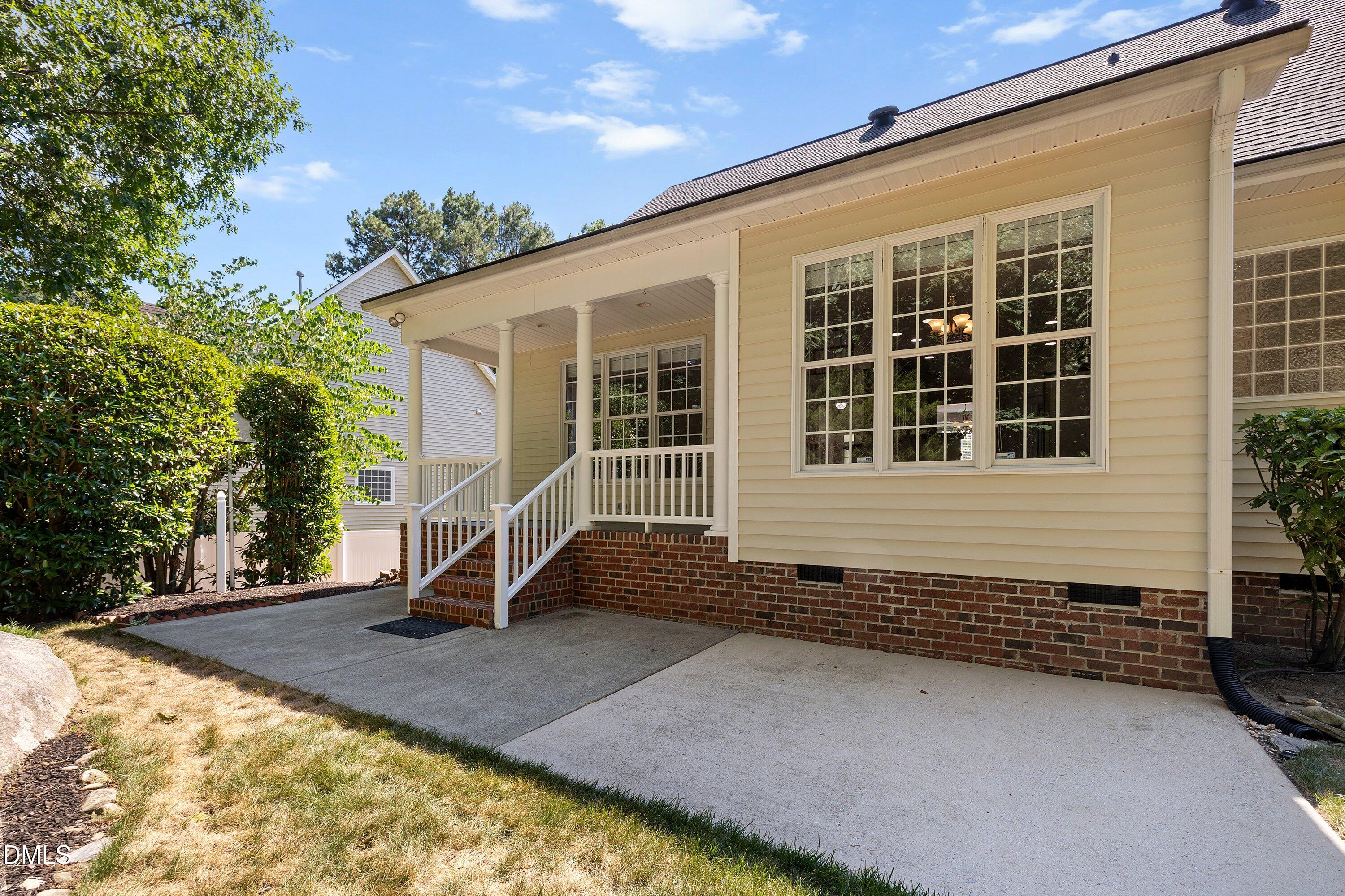 613 Cresstar Drive Property Photo 41