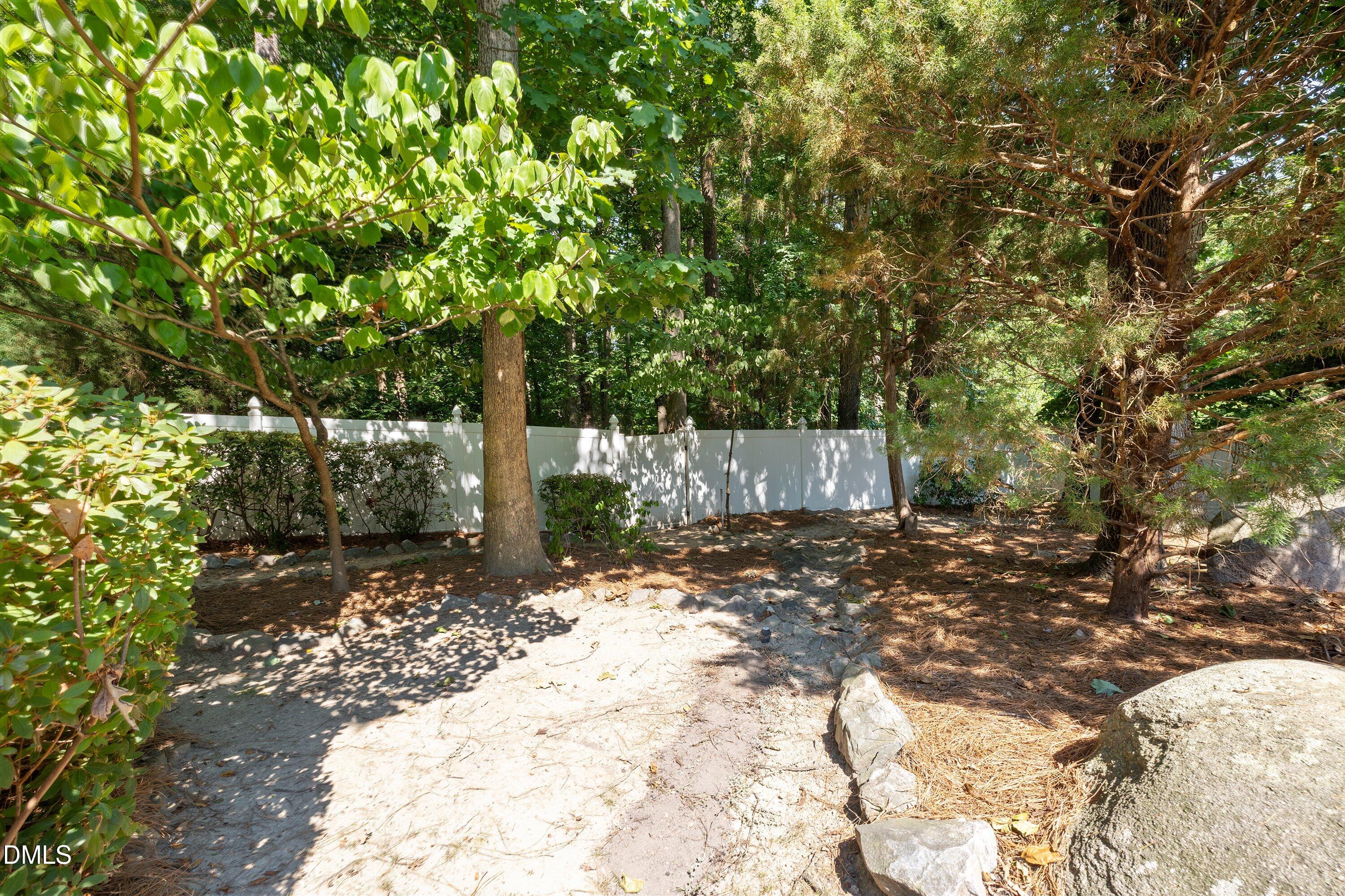 613 Cresstar Drive Property Photo 49