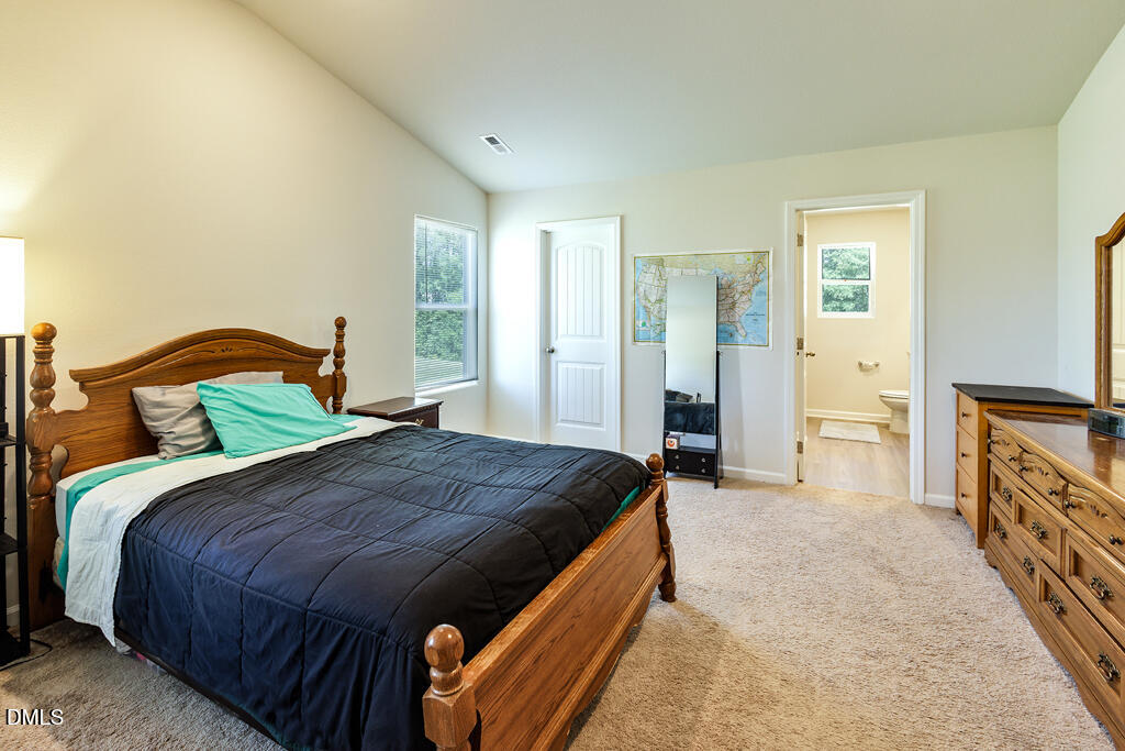 92 Chedworth Drive Property Photo 6