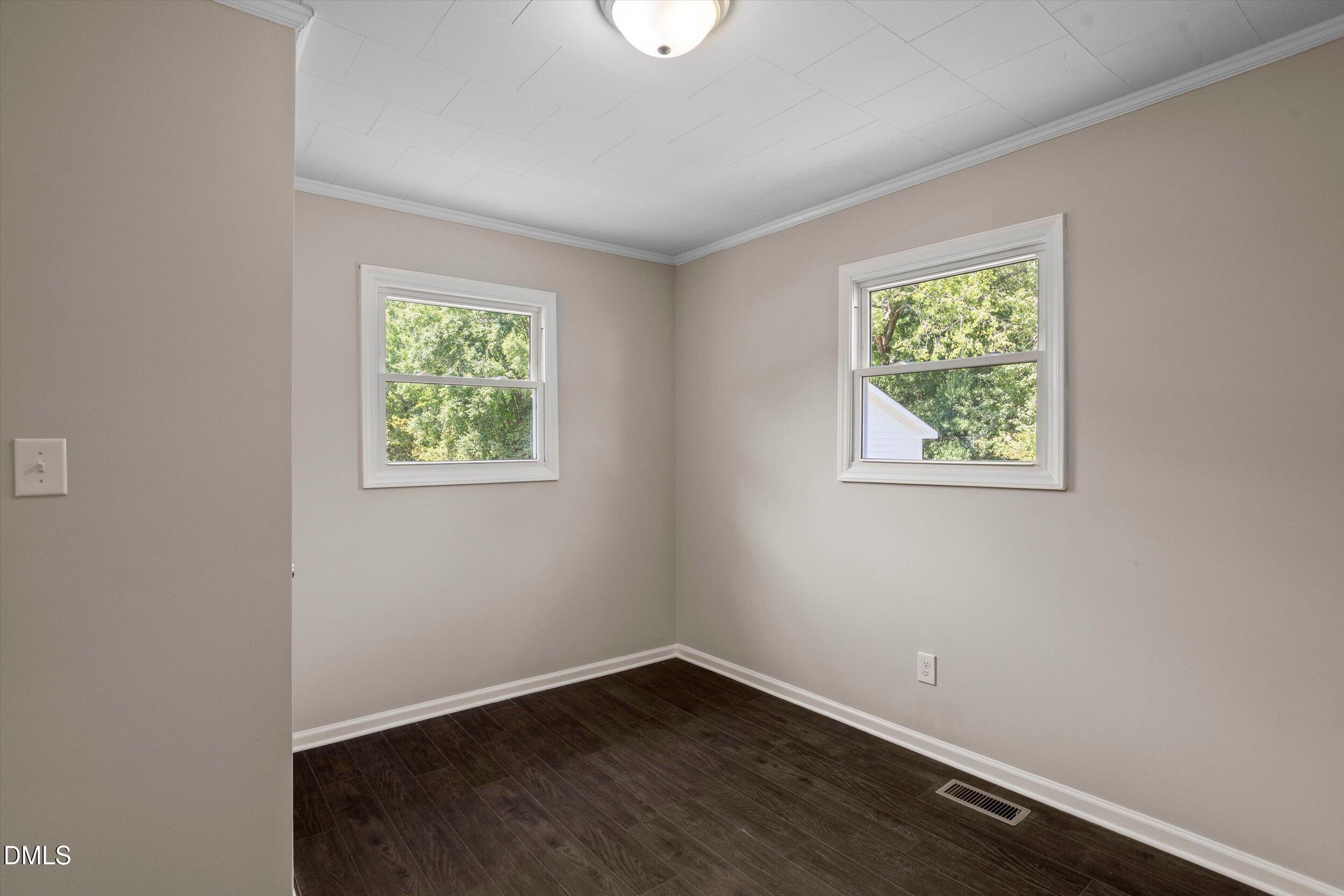 2402 Otis Street Property Photo 23