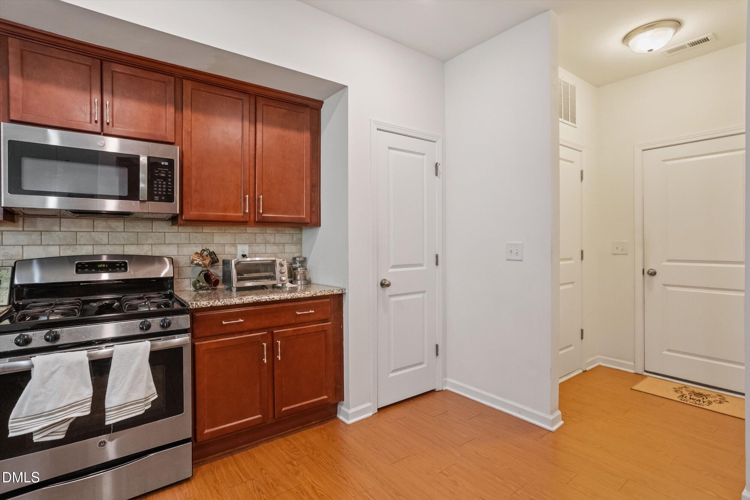 416 Durants Neck Lane Property Photo 16