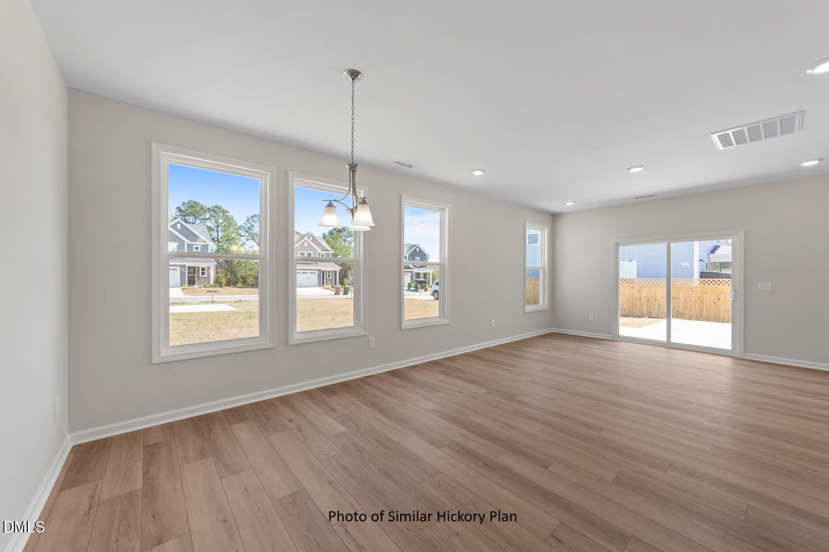 85 Railcar Way Property Photo 5