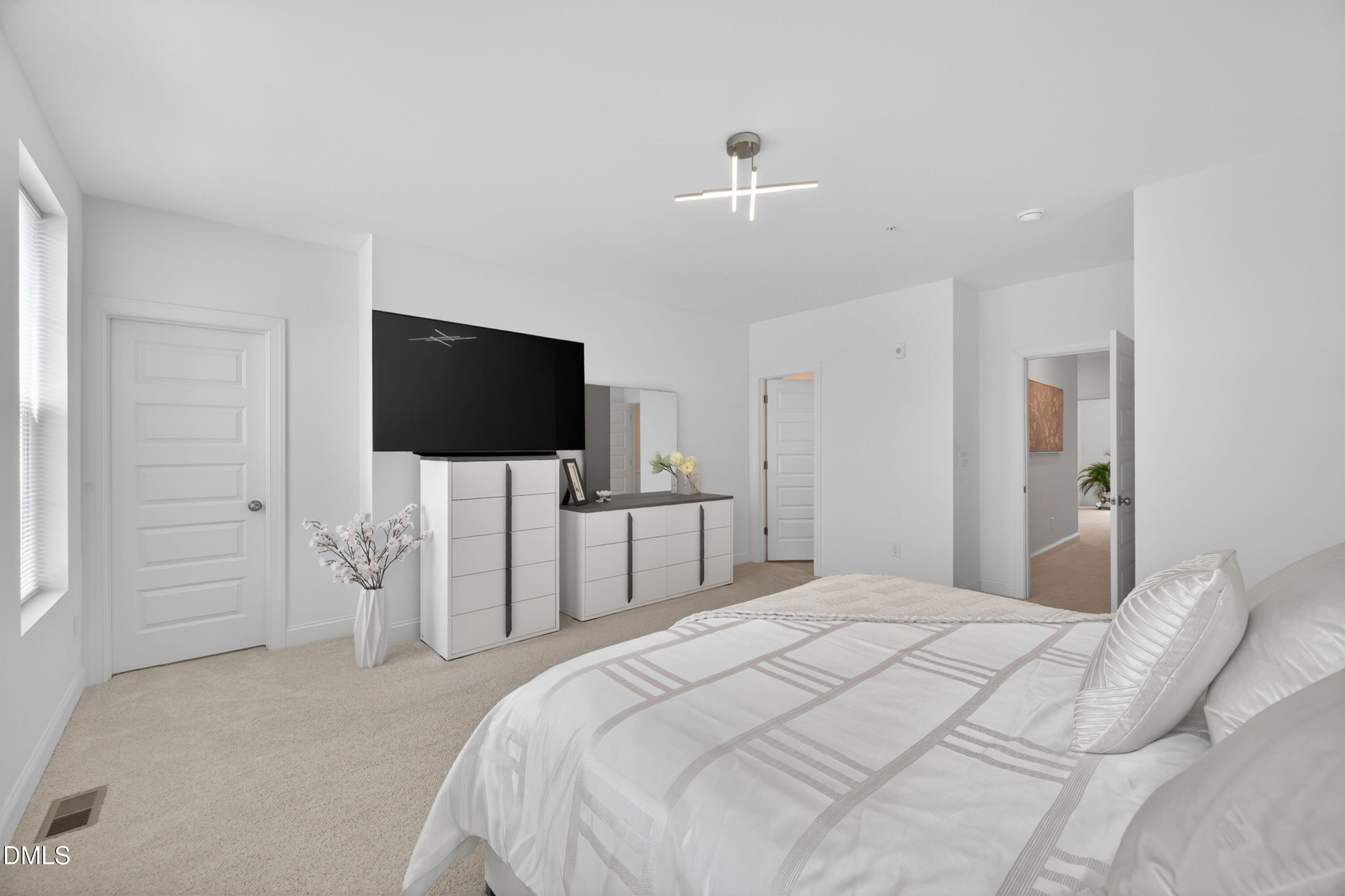 604 Market Grove Drive 100 Property Photo 17