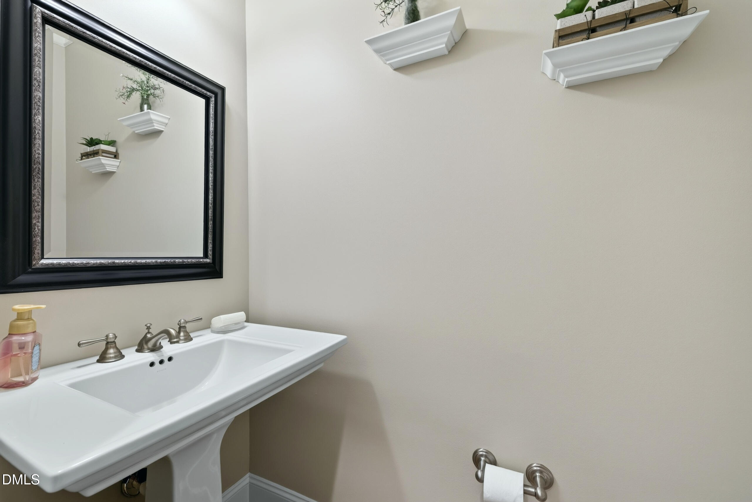 105 Aisling Court Property Photo 31