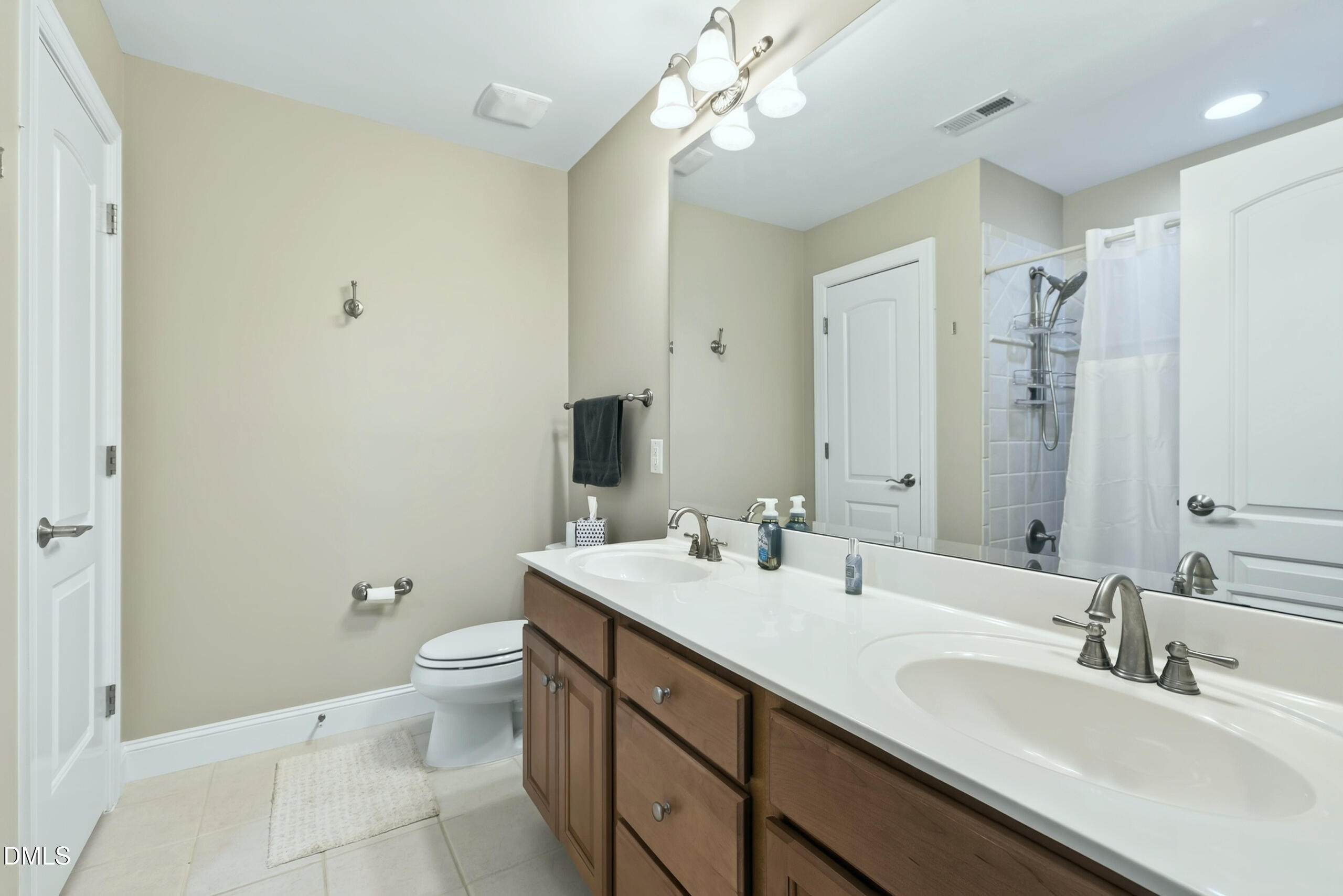 105 Aisling Court Property Photo 38