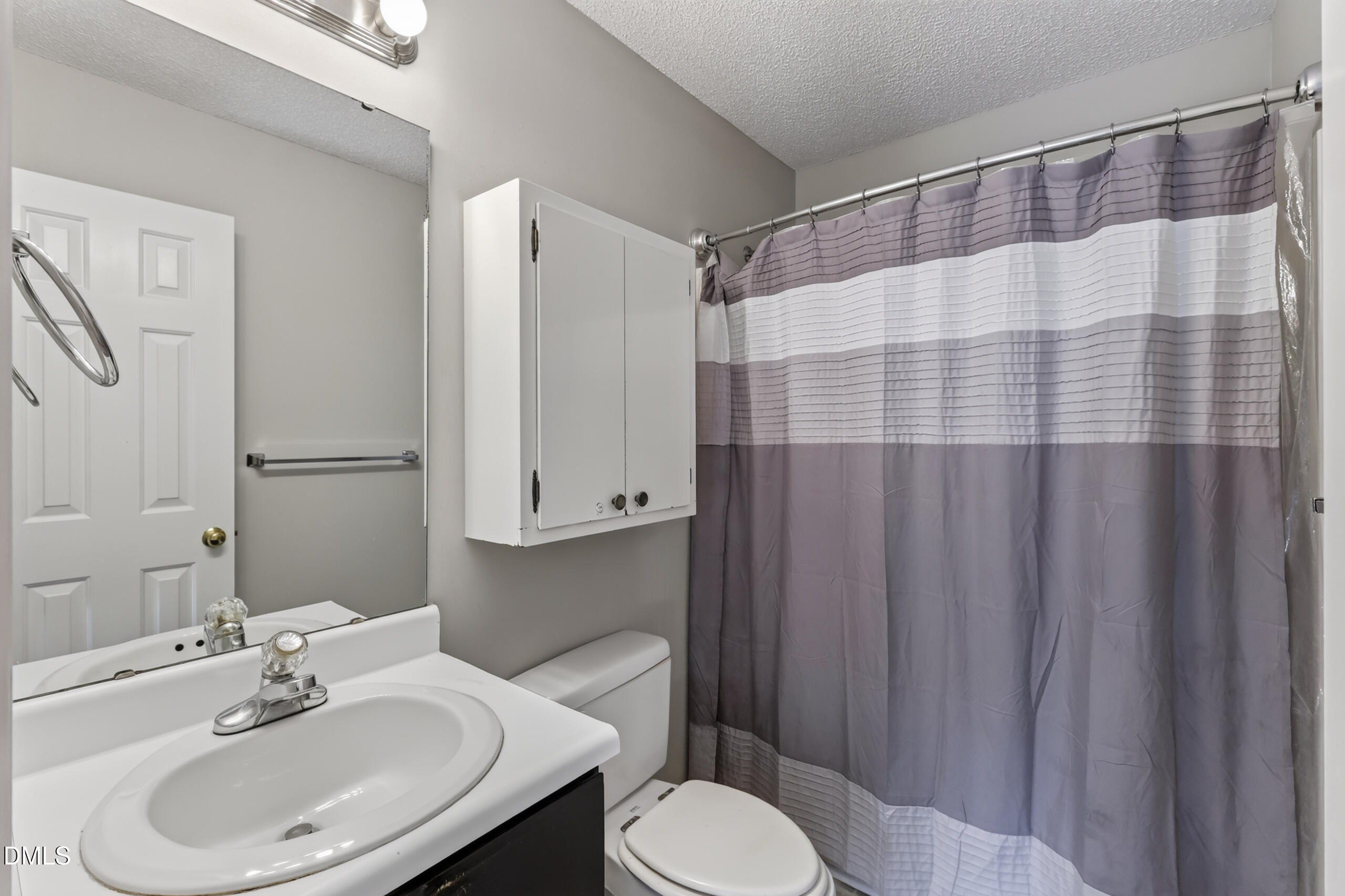 208 Crosspine Drive Property Photo 18