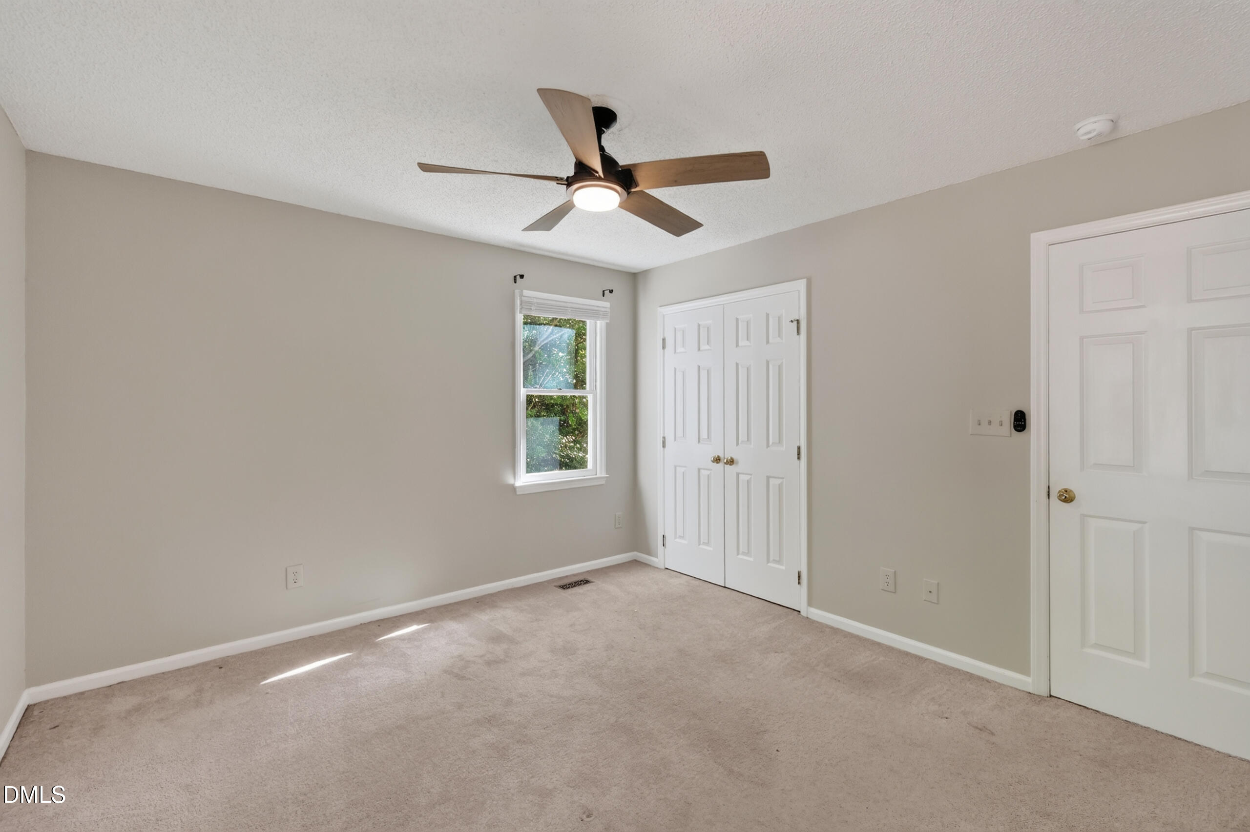 208 Crosspine Drive Property Photo 25